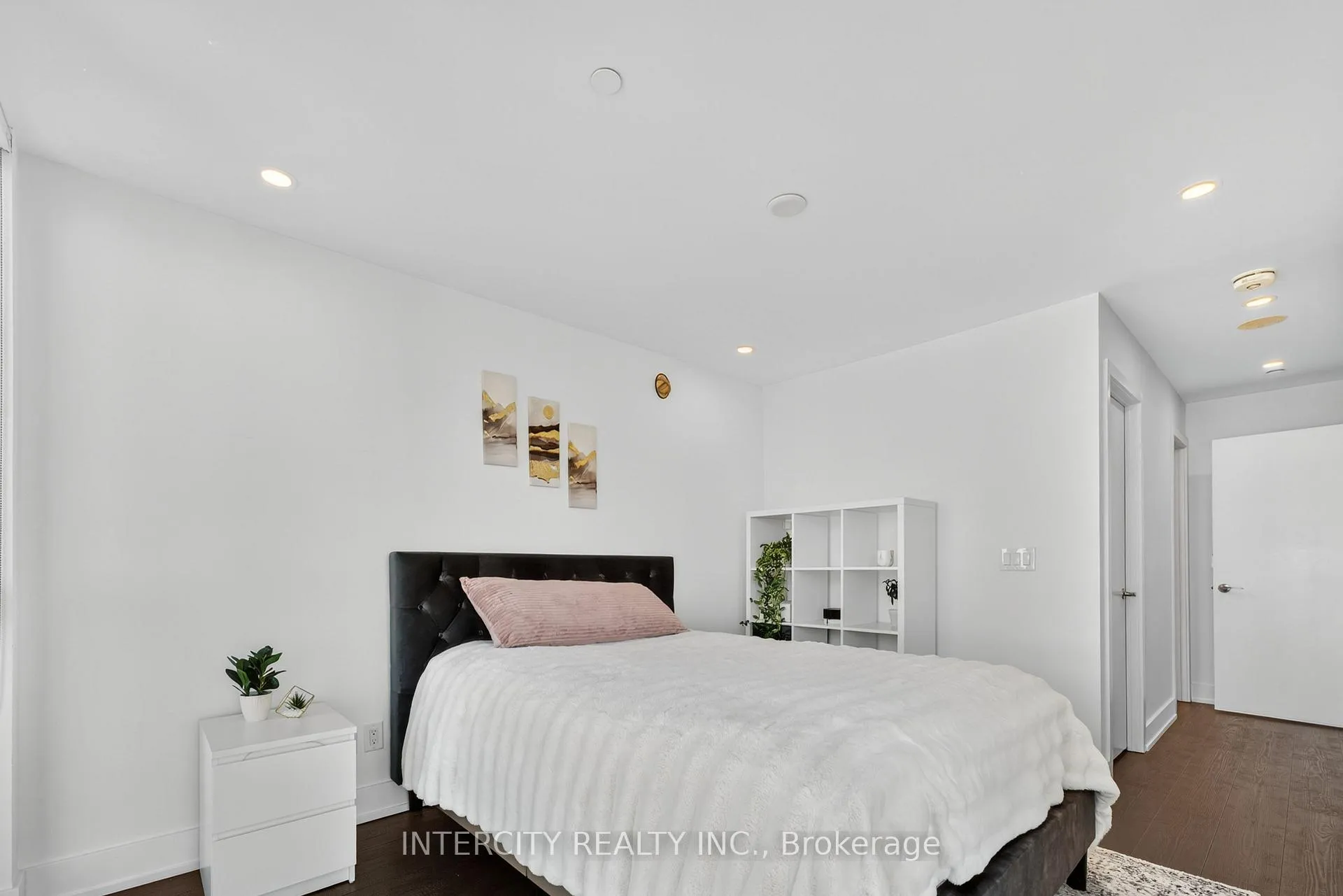Photo 32 of Unit Ph05, 2910 Highway 7 Road, Vaughan, Concord — HOMEH