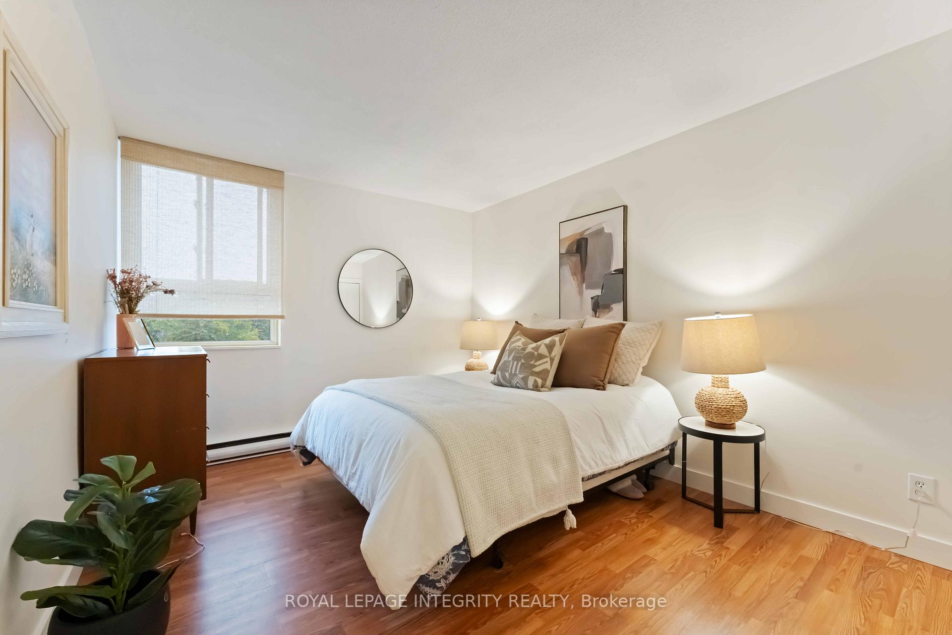 Photo 8 of Unit 408, 2000 Jasmine Crescent, Ottawa, Beacon Hill South — HOMEH