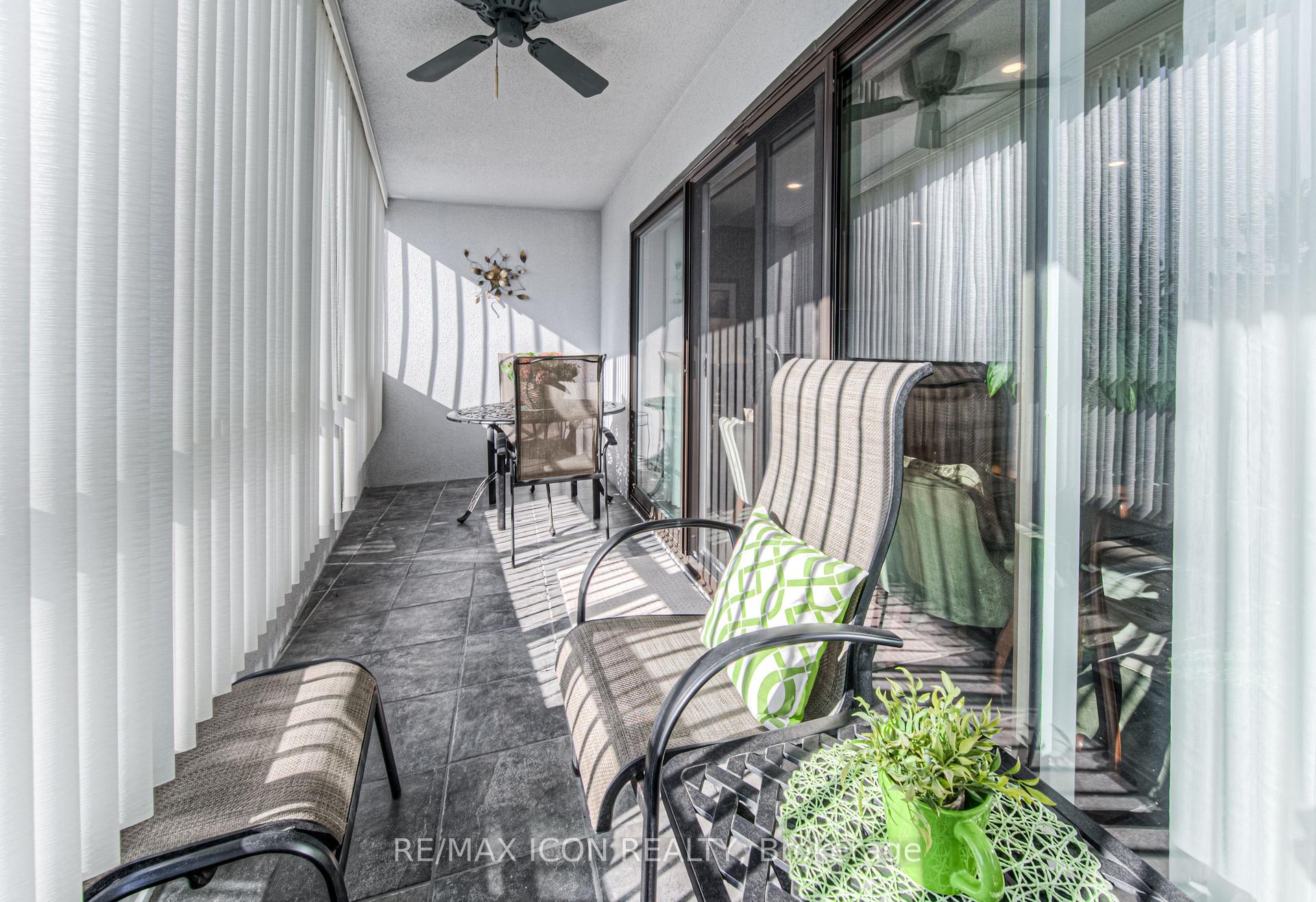 Photo 16 of Unit 405, 250 Glenridge Drive, Waterloo, Lincoln Village — HOMEH