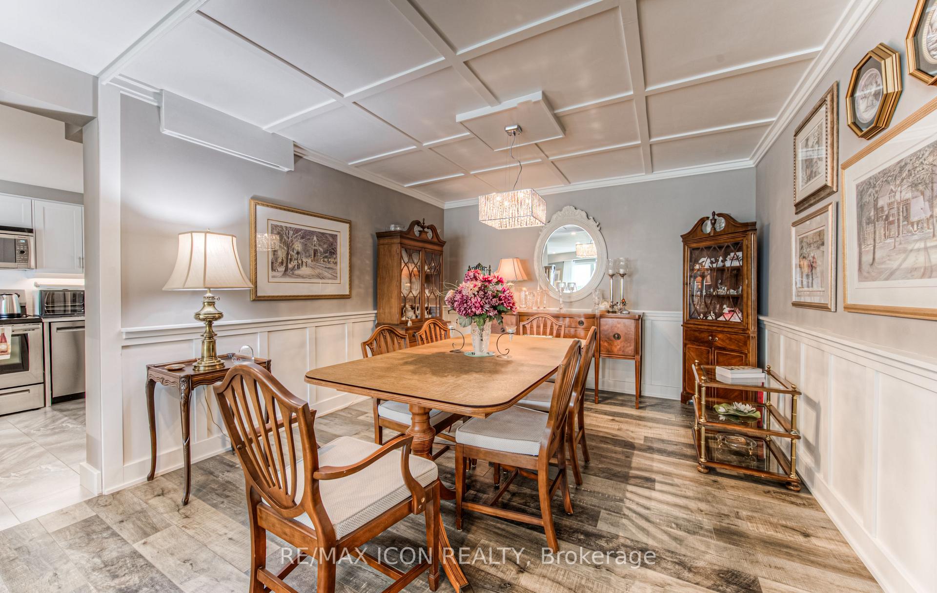 Photo 18 of Unit 405, 250 Glenridge Drive, Waterloo, Lincoln Village — HOMEH