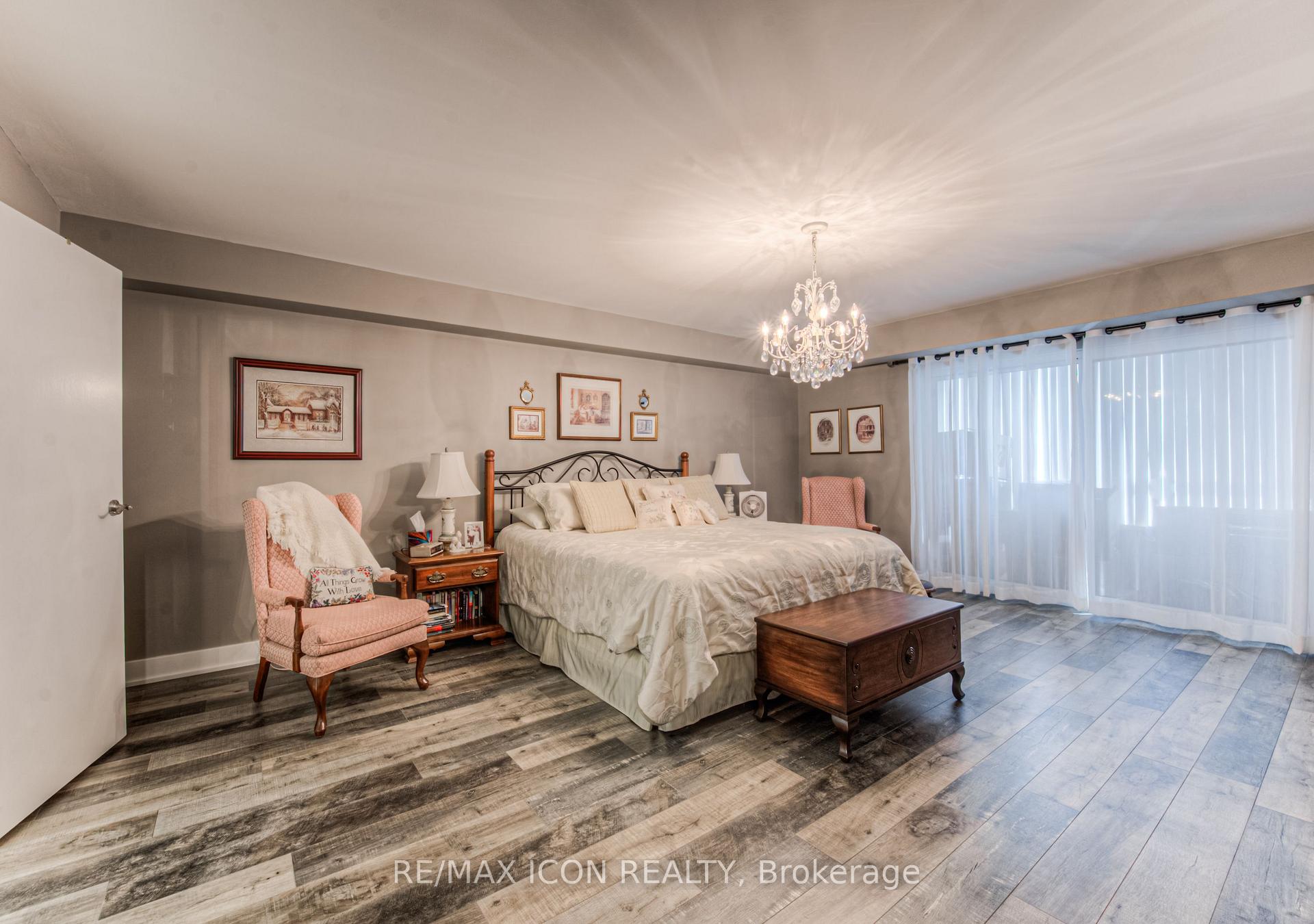 Photo 22 of Unit 405, 250 Glenridge Drive, Waterloo, Lincoln Village — HOMEH