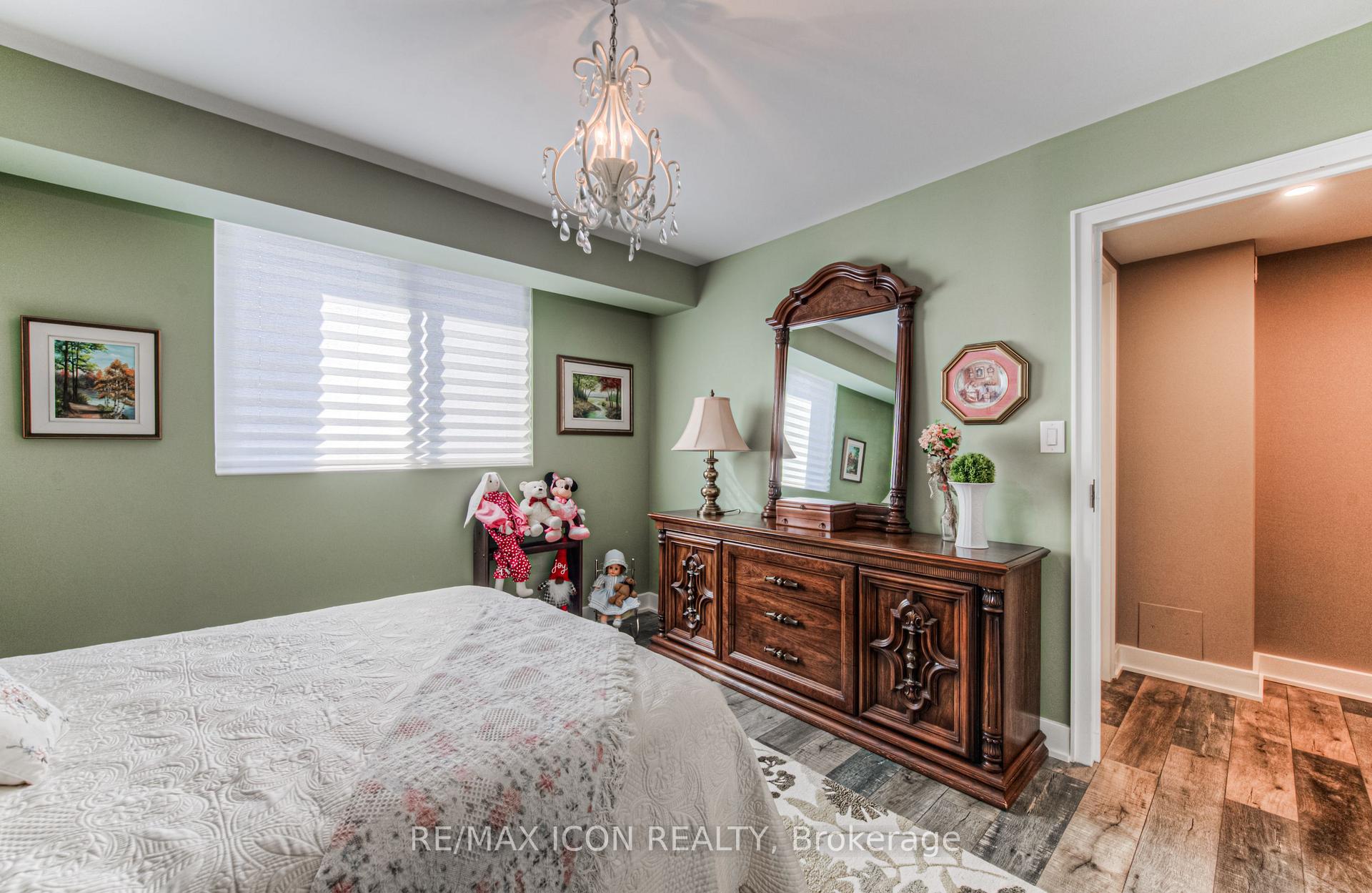 Photo 29 of Unit 405, 250 Glenridge Drive, Waterloo, Lincoln Village — HOMEH