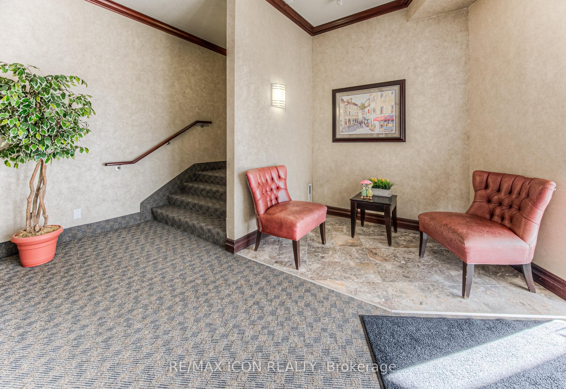 Photo 33 of Unit 405, 250 Glenridge Drive, Waterloo, Lincoln Village — HOMEH