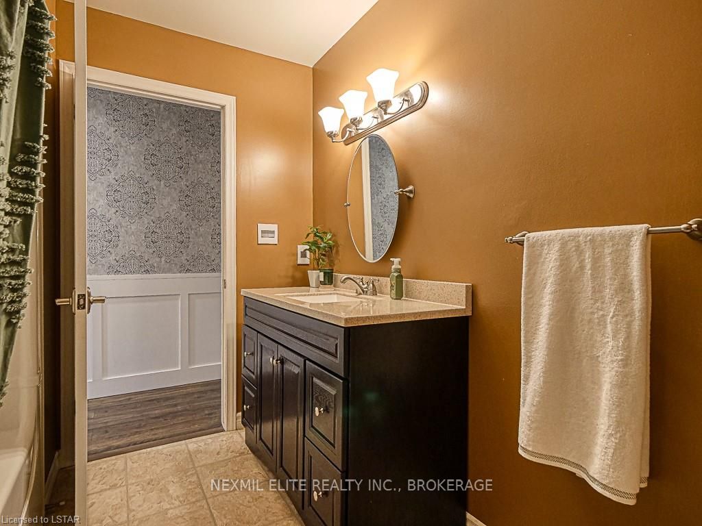 Photo 16 of 206 B Marsh Line, Dutton/Dunwich, Dutton — HOMEH