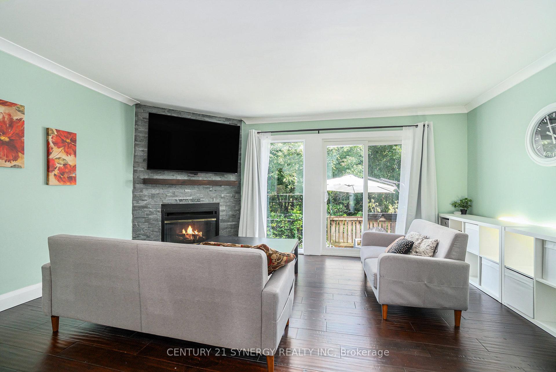 Photo 8 of 46 Paddington Private, Ottawa, Heron Gate/Industrial Park — HOMEH