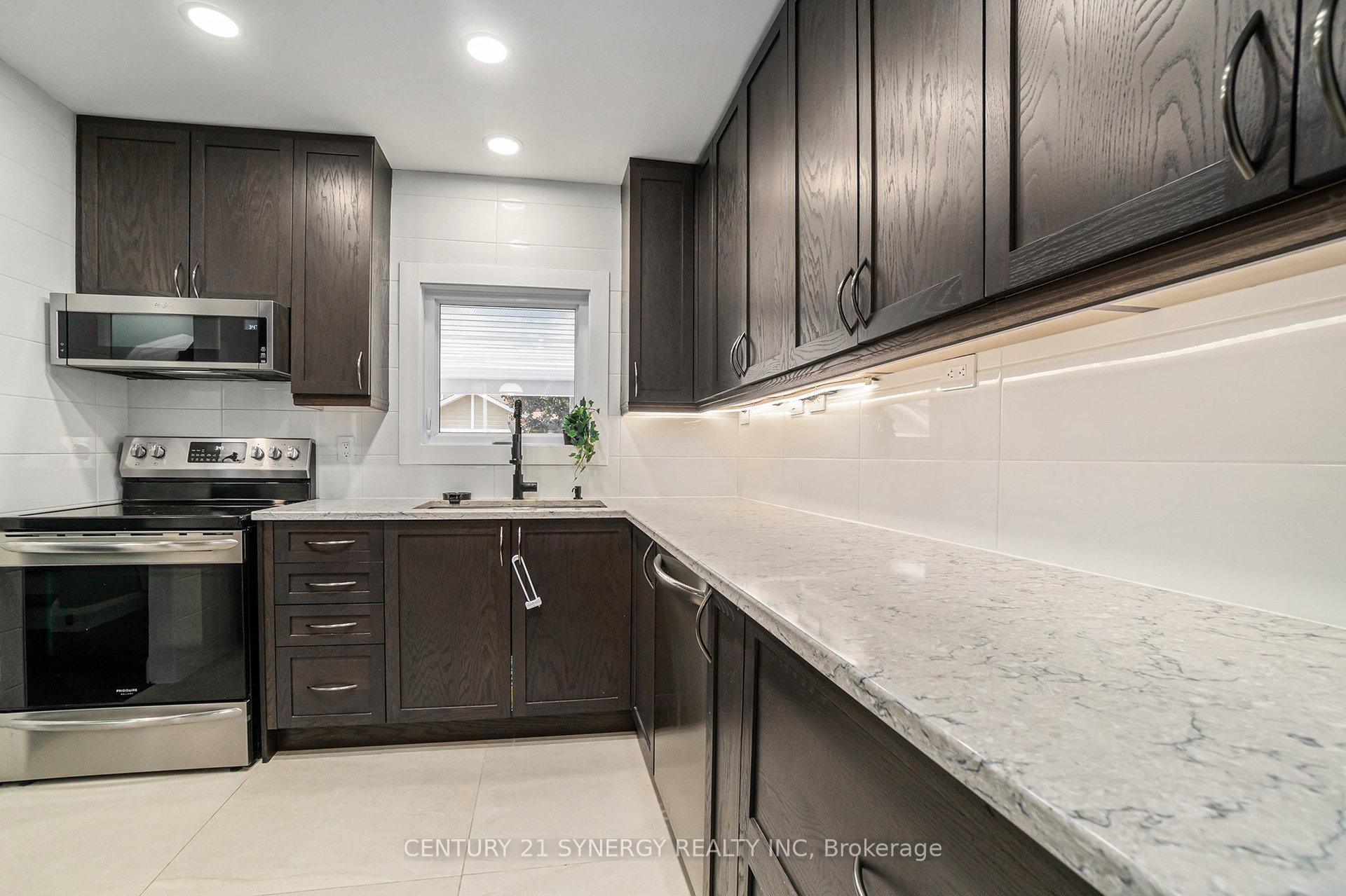Photo 11 of 46 Paddington Private, Ottawa, Heron Gate/Industrial Park — HOMEH