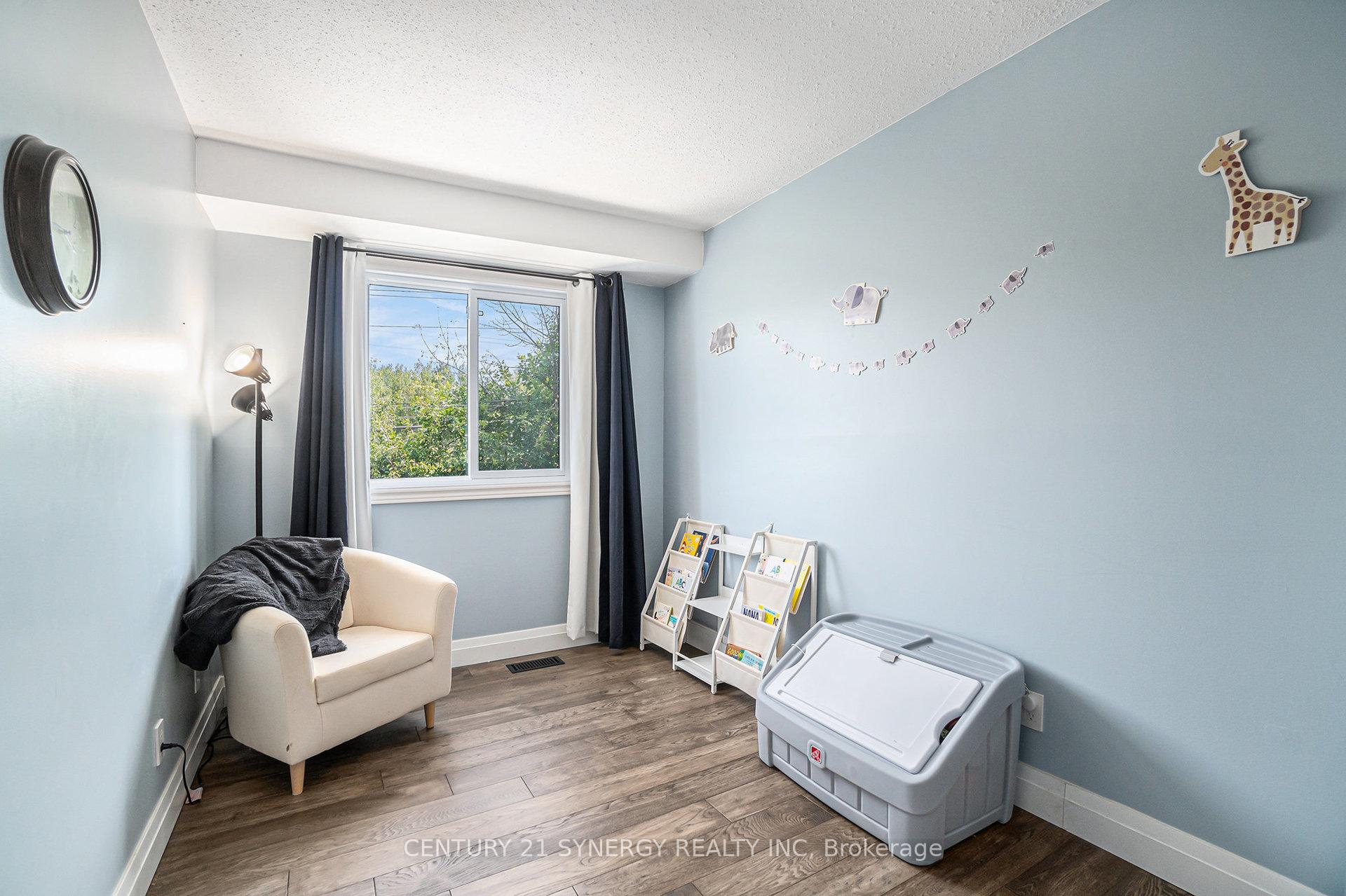 Photo 22 of 46 Paddington Private, Ottawa, Heron Gate/Industrial Park — HOMEH