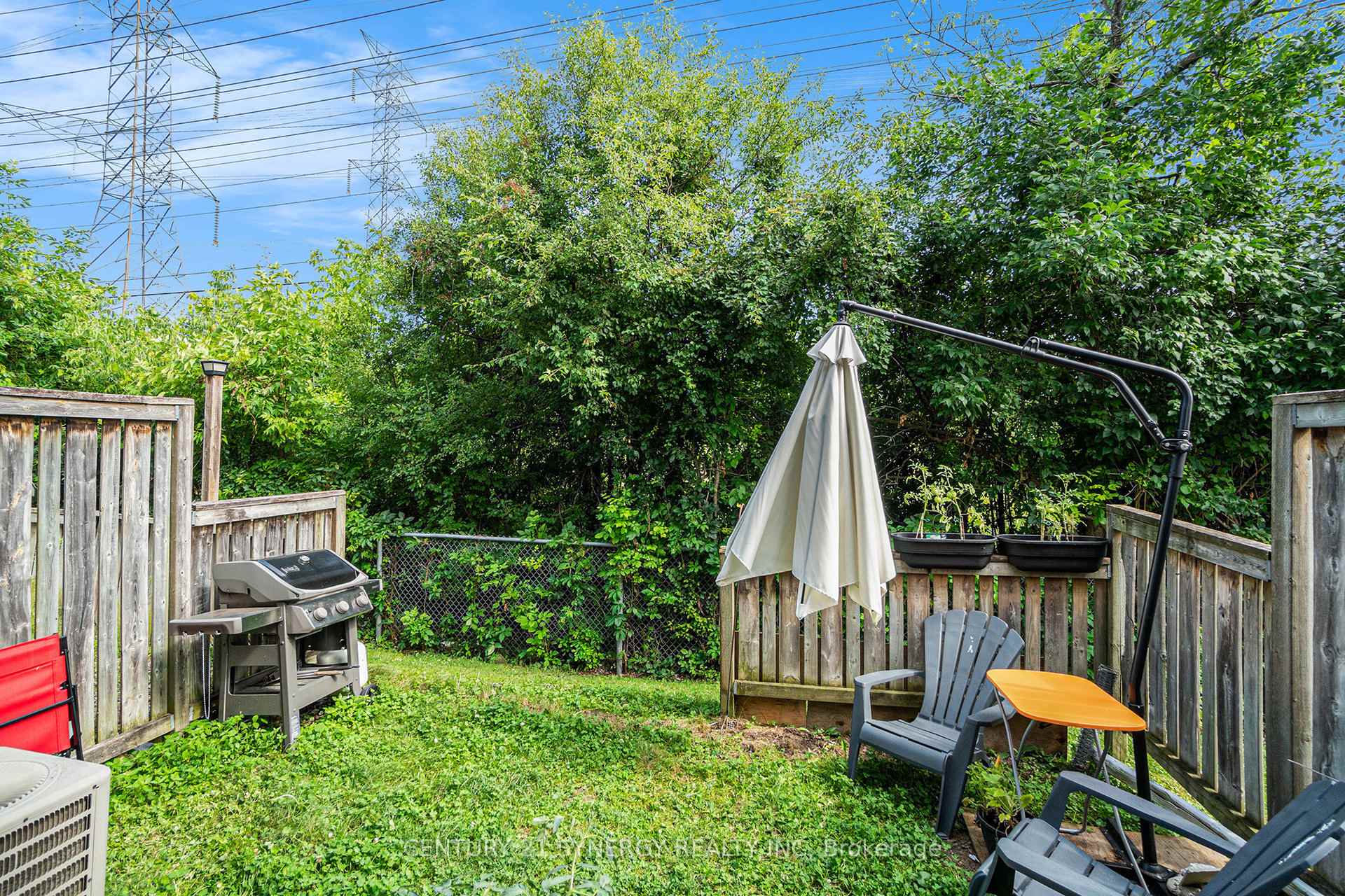 Photo 26 of 46 Paddington Private, Ottawa, Heron Gate/Industrial Park — HOMEH