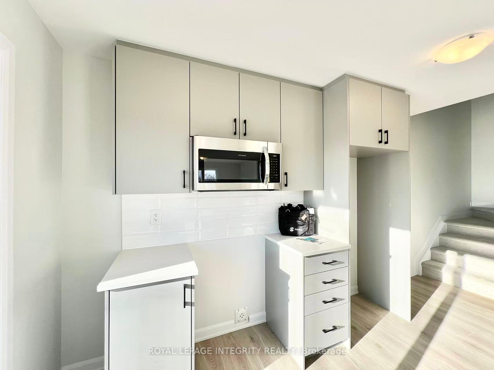 Photo 11 of 1118 Creekway Private, Ottawa, Kanata - Kanata Lakes/Heritage Hills — HOMEH