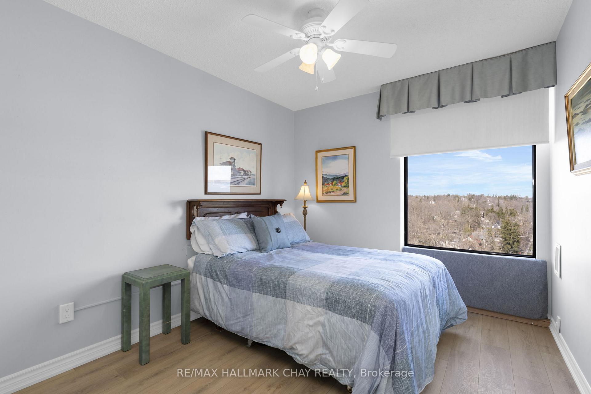 Photo 20 of Unit 1403, 181 Collier Street, Barrie, North Shore — HOMEH