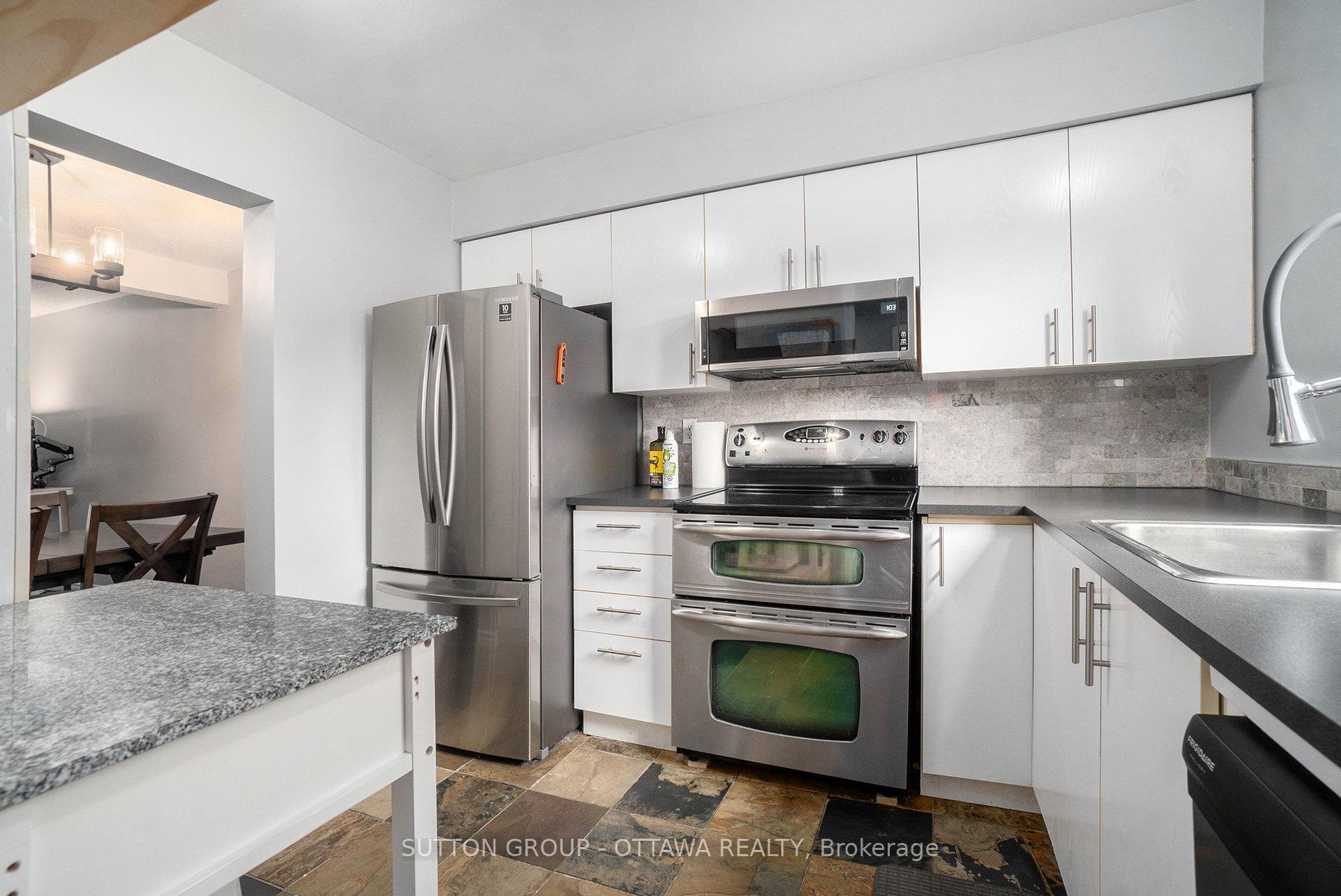 Photo 10 of 6164 Brookside Lane, Ottawa, Convent Glen South — HOMEH