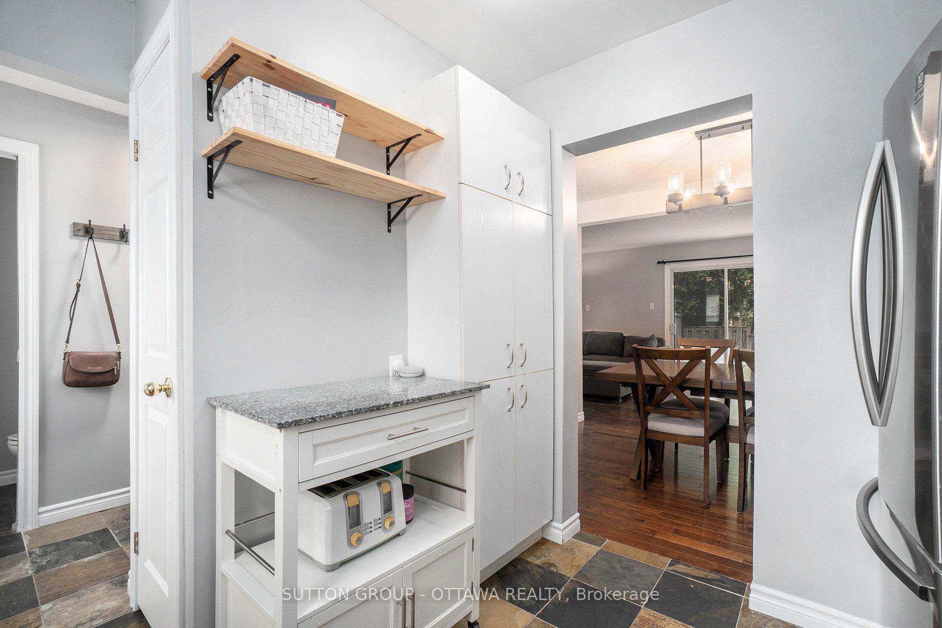 Photo 11 of 6164 Brookside Lane, Ottawa, Convent Glen South — HOMEH