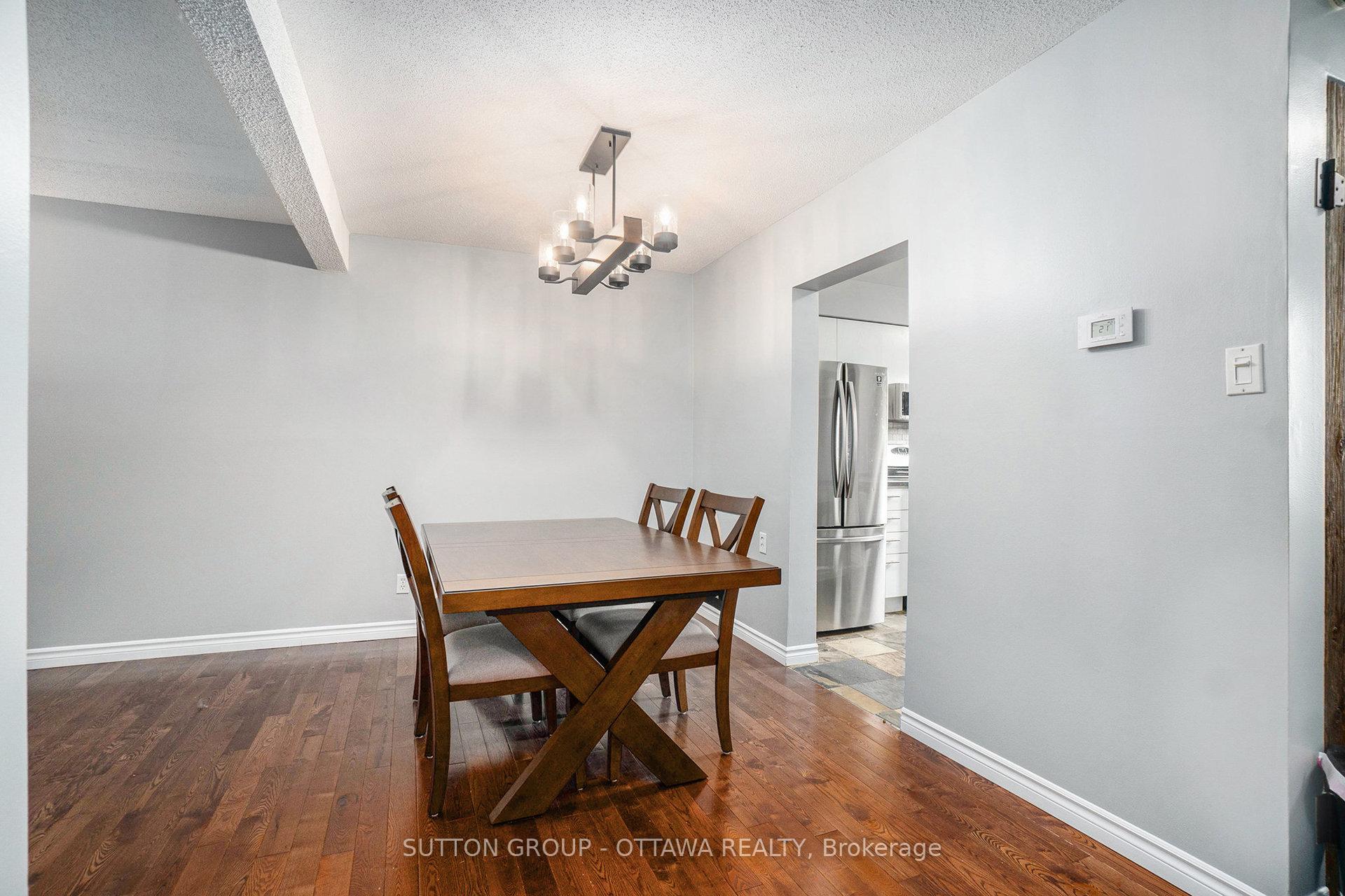 Photo 15 of 6164 Brookside Lane, Ottawa, Convent Glen South — HOMEH