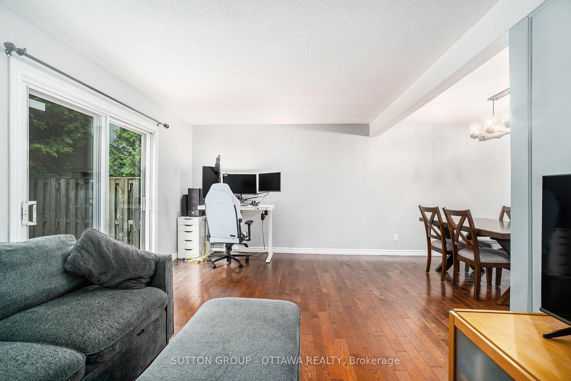 Photo 19 of 6164 Brookside Lane, Ottawa, Convent Glen South — HOMEH