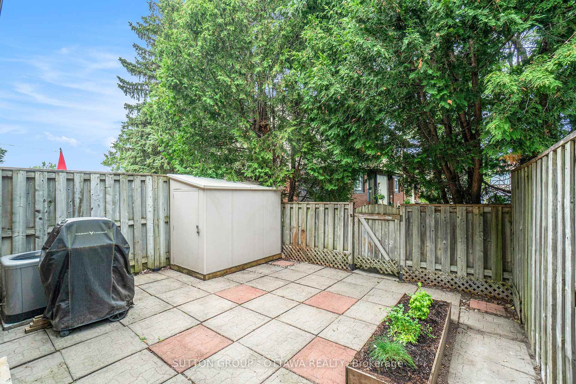 Photo 31 of 6164 Brookside Lane, Ottawa, Convent Glen South — HOMEH