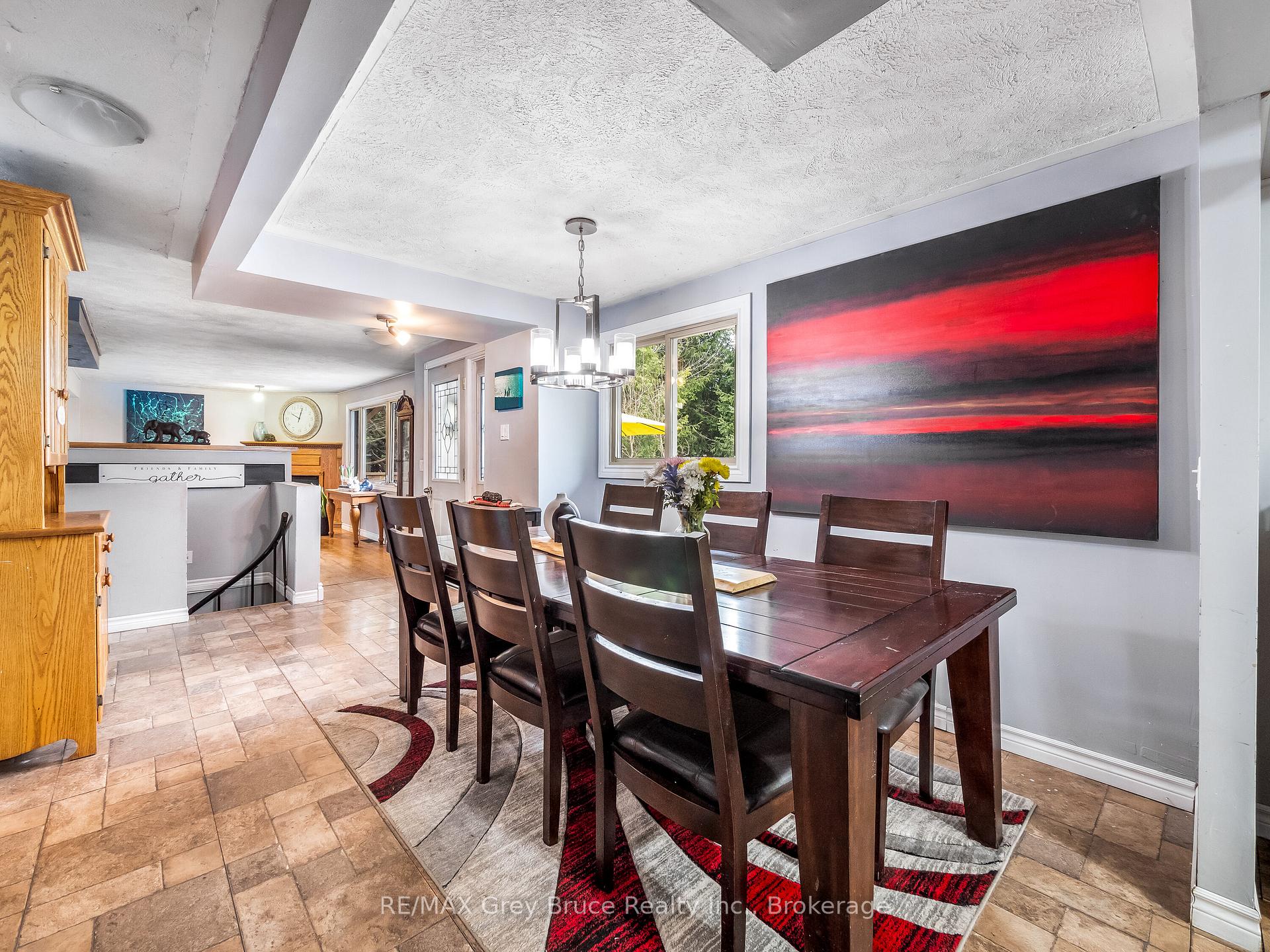 Photo 11 of 106 Elder Lane, Chatsworth — HOMEH
