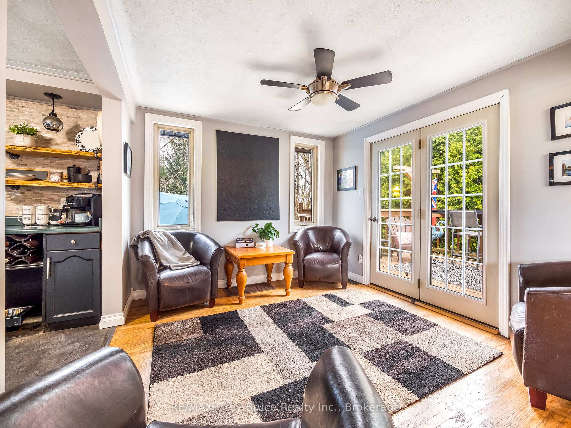 Photo 15 of 106 Elder Lane, Chatsworth — HOMEH