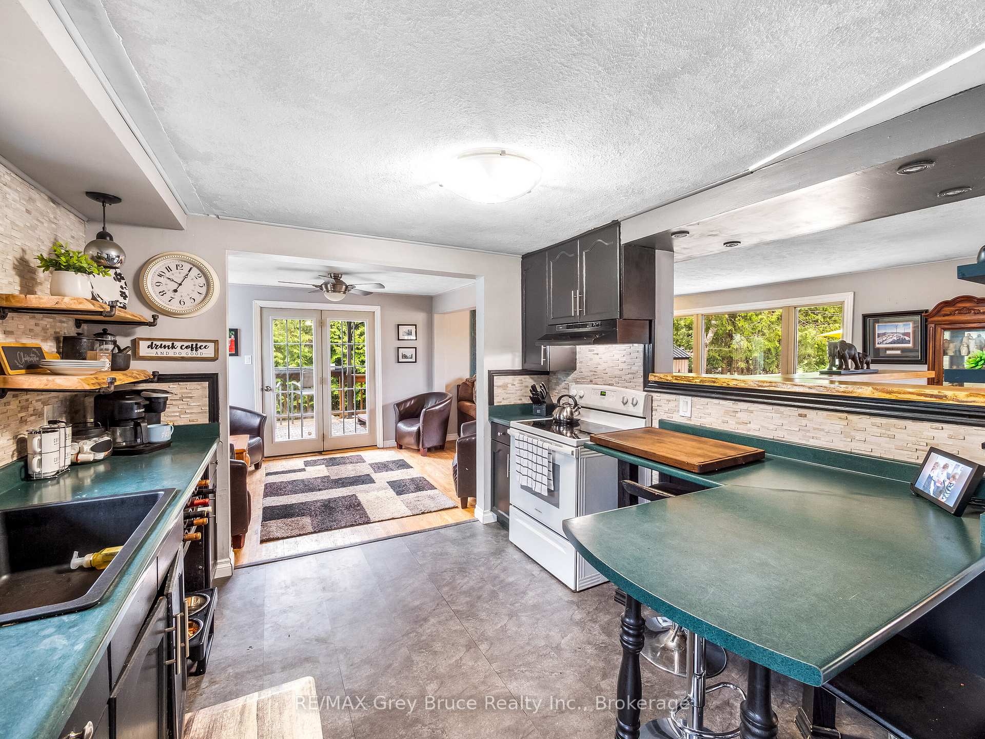 Photo 20 of 106 Elder Lane, Chatsworth — HOMEH