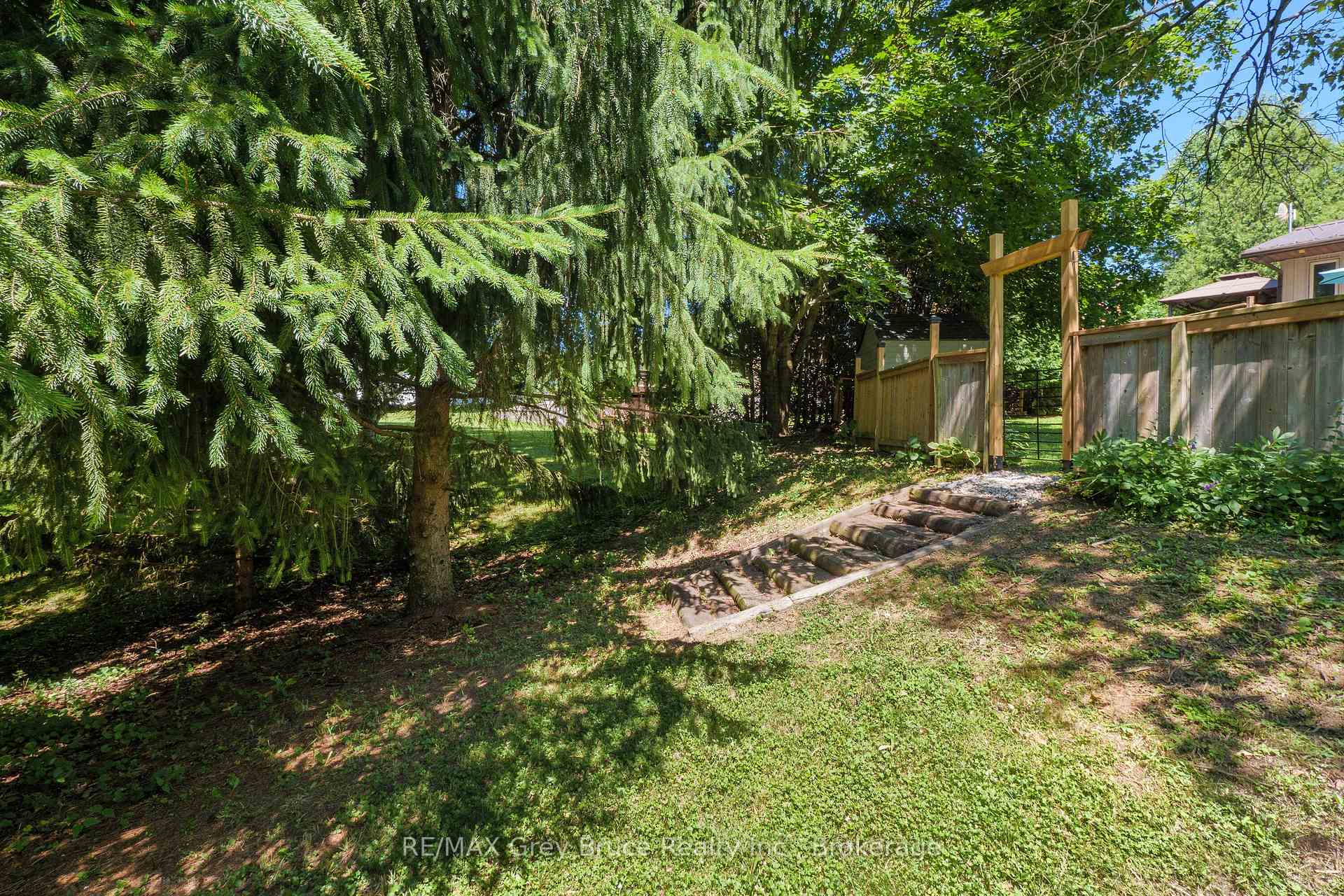 Photo 41 of 106 Elder Lane, Chatsworth — HOMEH