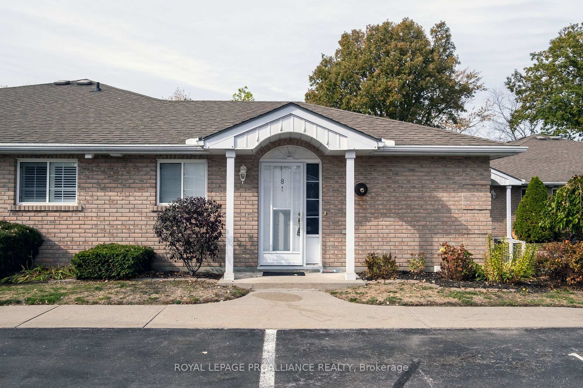 Photo 1 of Unit 8, 351 Cannifton Road N, Belleville, Thurlow Ward — HOMEH