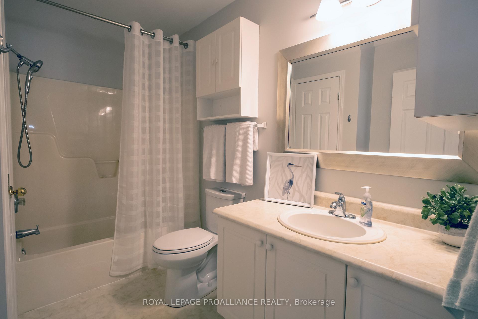 Photo 14 of Unit 8, 351 Cannifton Road N, Belleville, Thurlow Ward — HOMEH