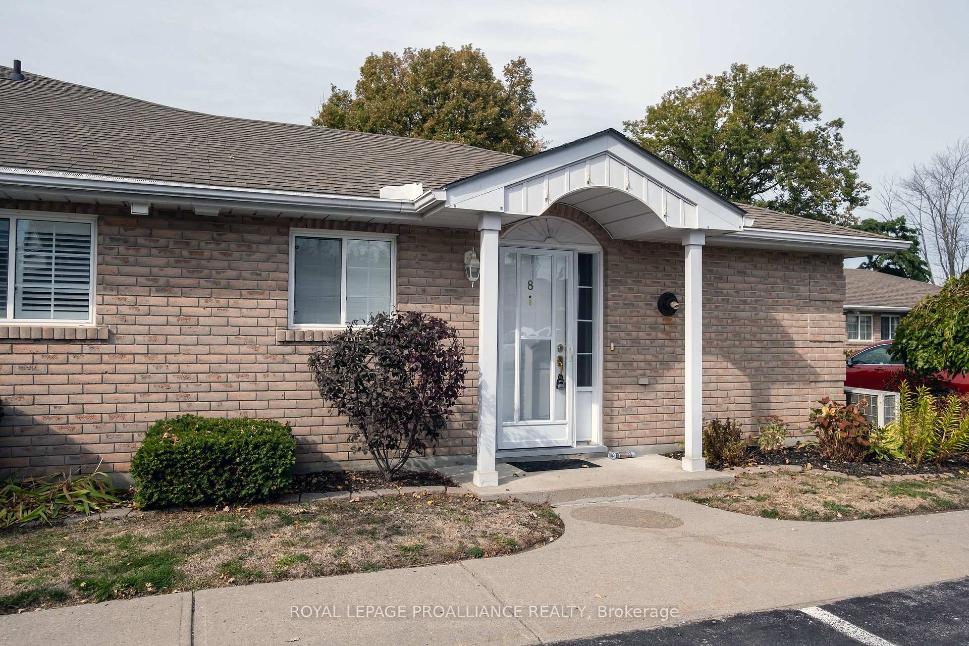 Photo 17 of Unit 8, 351 Cannifton Road N, Belleville, Thurlow Ward — HOMEH