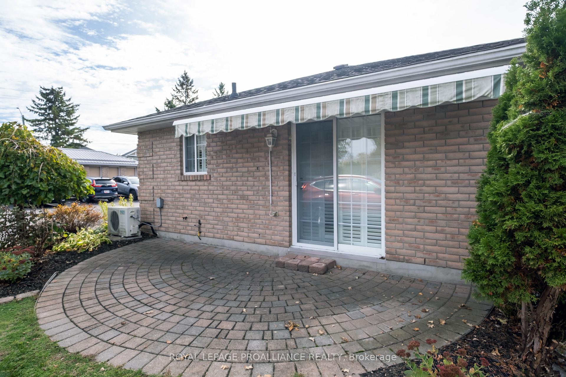 Photo 20 of Unit 8, 351 Cannifton Road N, Belleville, Thurlow Ward — HOMEH