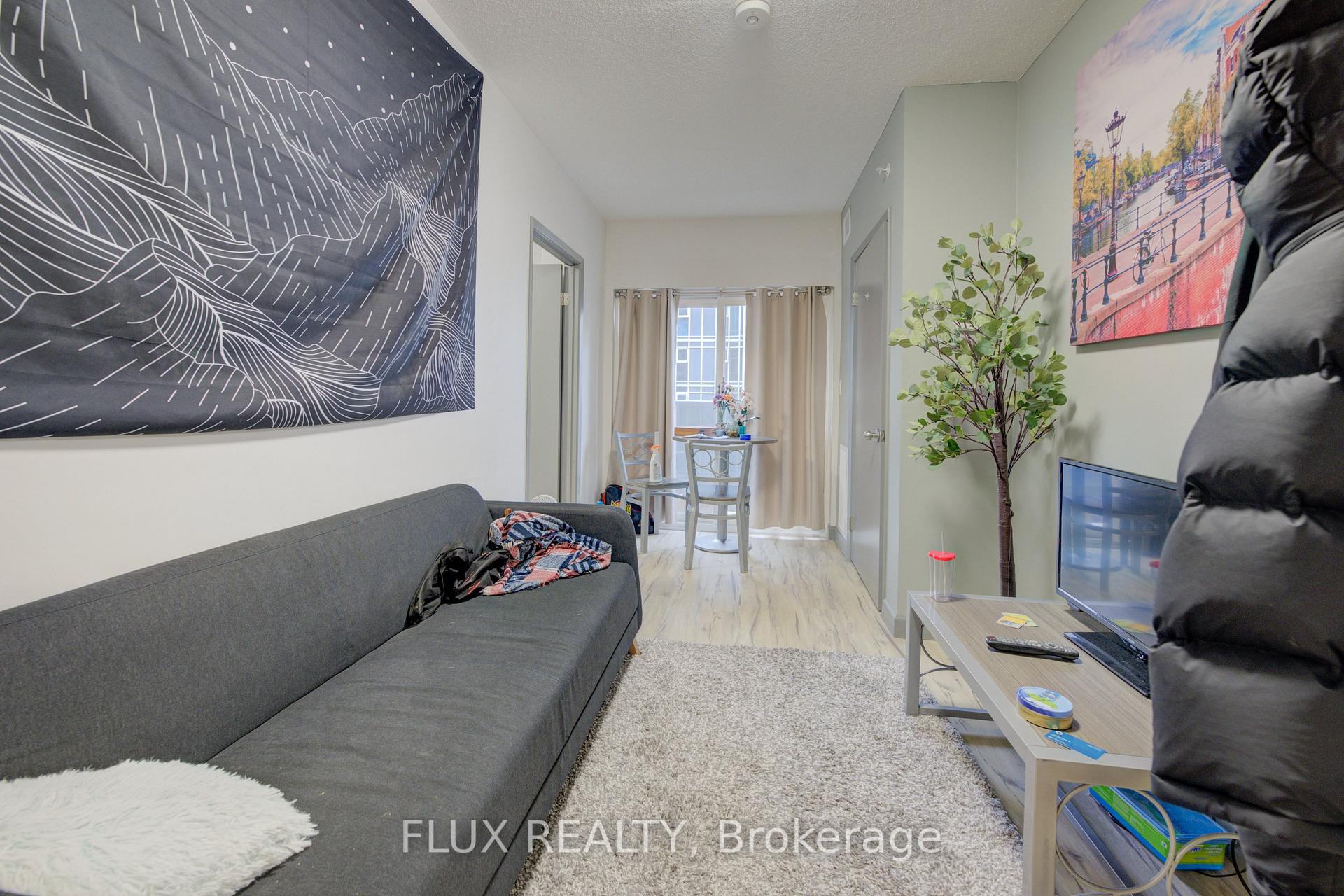 Photo 9 of Unit 1518, 258 Sunview Street, Waterloo — HOMEH