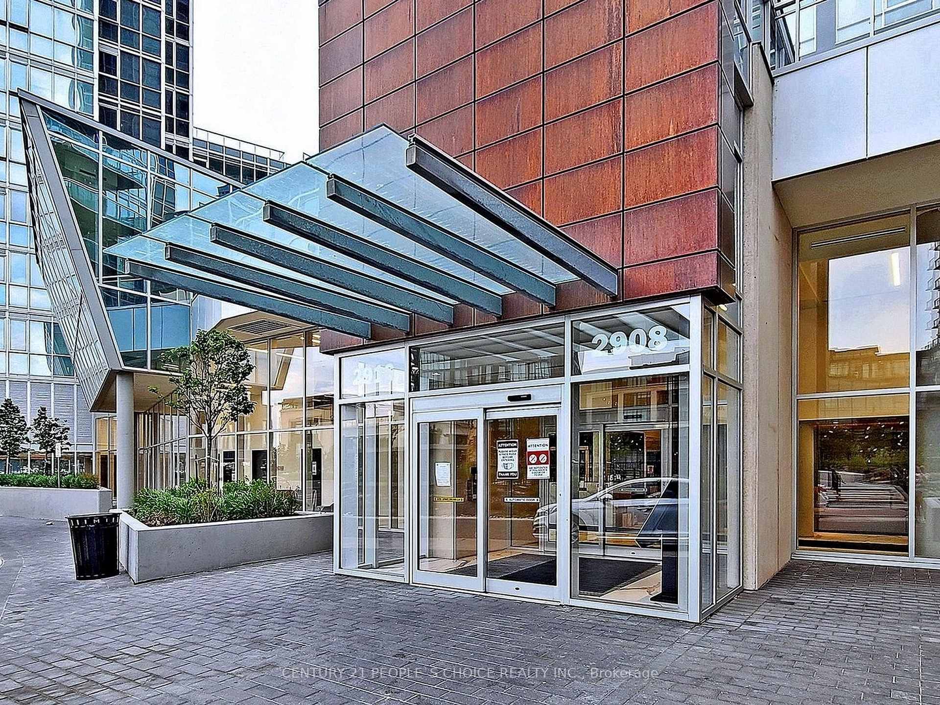 Photo 3 of Unit 415, 2908 Highway 7, Vaughan, Concord — HOMEH