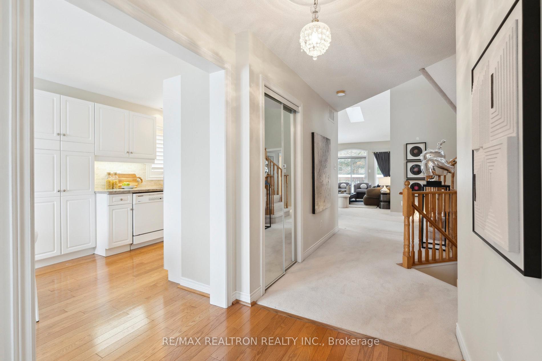 Photo 3 of 9 Belair Place, New Tecumseth, Rural New Tecumseth — HOMEH