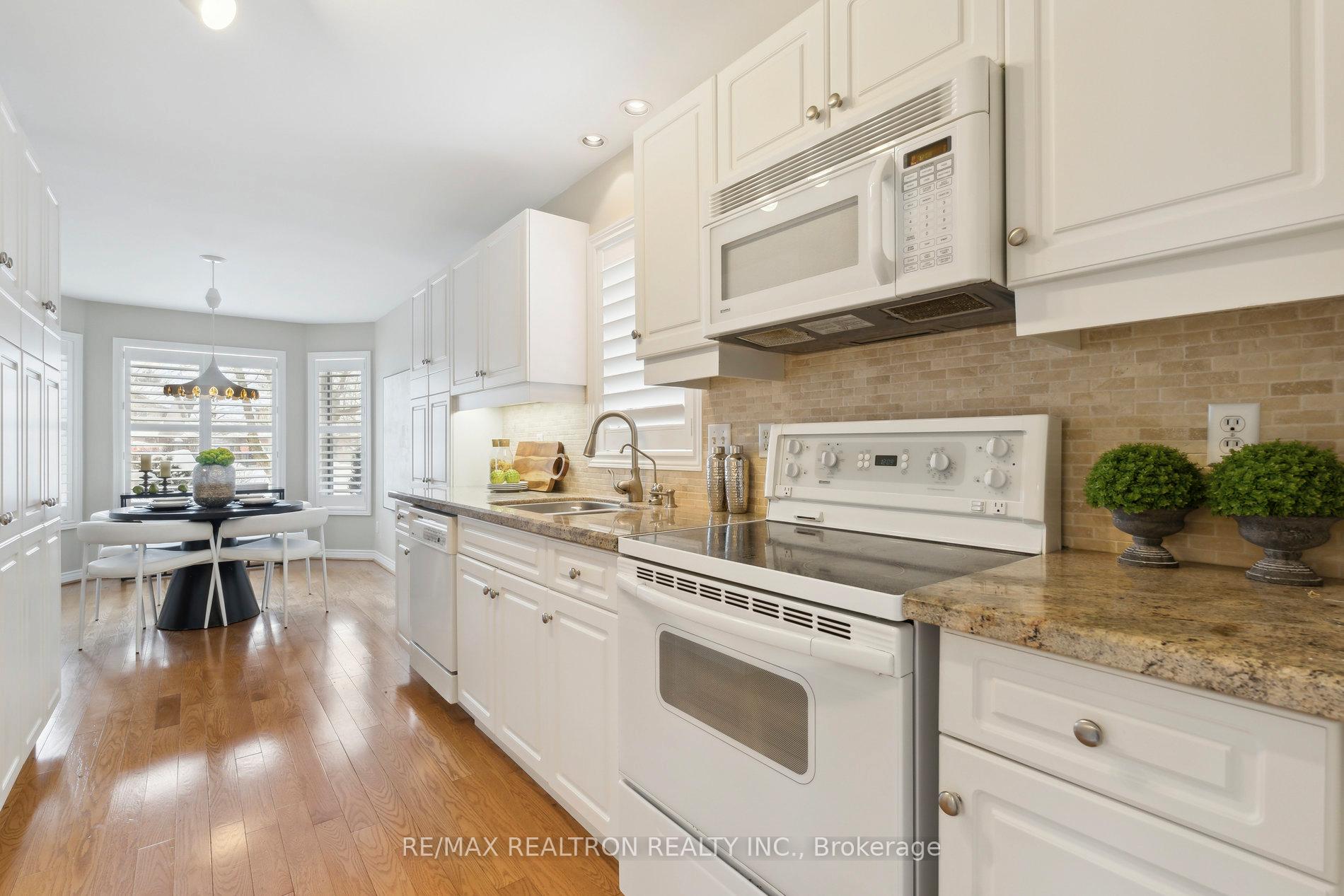 Photo 17 of 9 Belair Place, New Tecumseth, Rural New Tecumseth — HOMEH