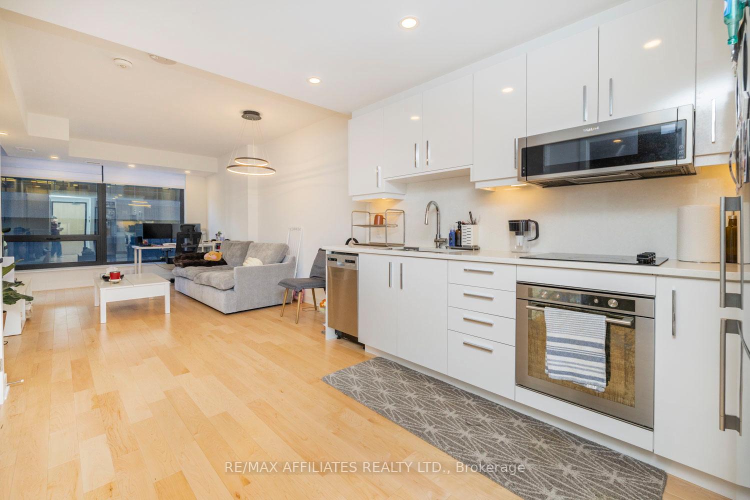 Photo 5 of Unit 303, 340 Queen Street, Ottawa, Ottawa Centre — HOMEH