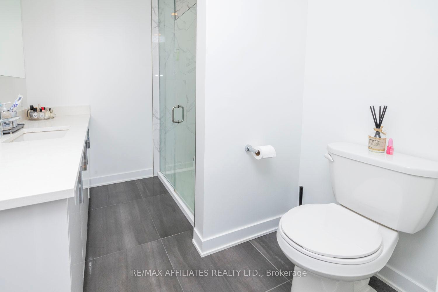 Photo 11 of Unit 303, 340 Queen Street, Ottawa, Ottawa Centre — HOMEH