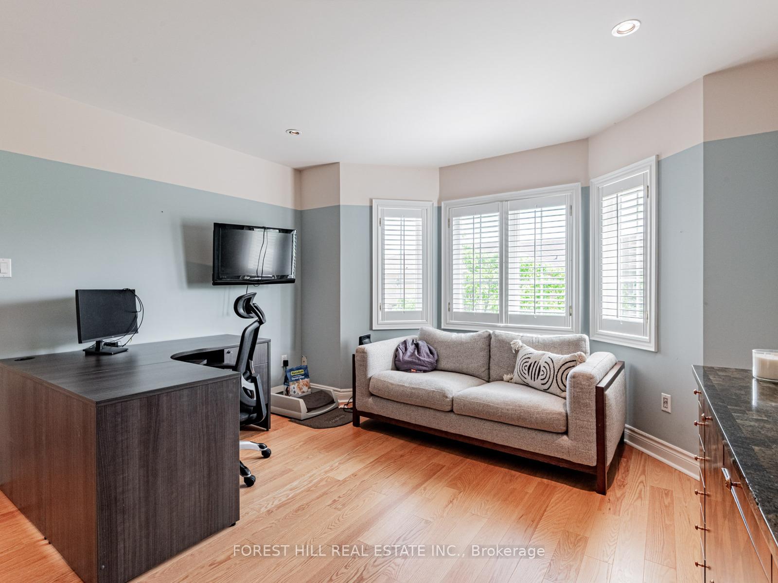 Photo 41 of Unit 36, 603 Clark Avenue, Vaughan, Crestwood-Springfarm-Yorkhill — HOMEH
