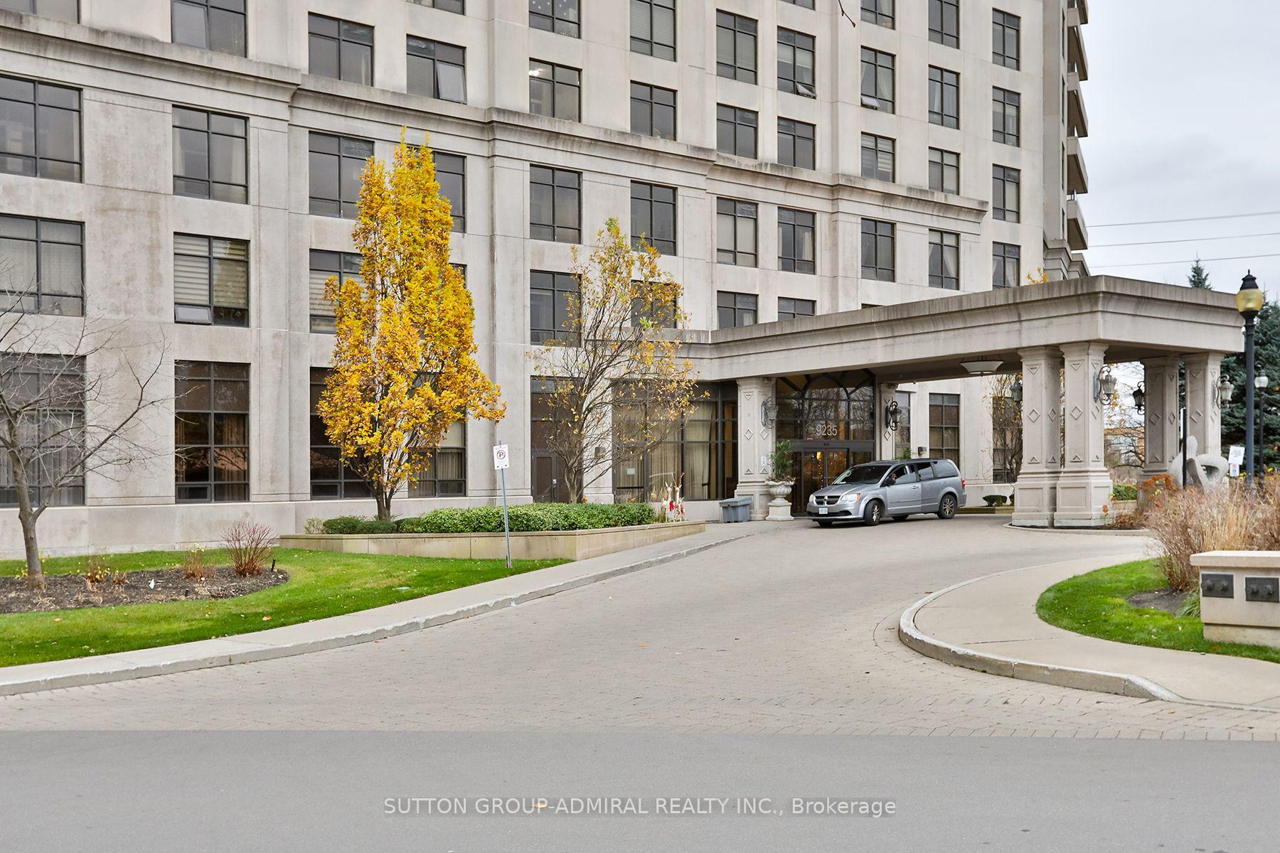 Photo 2 of Unit 212, 9235 Jane Street, Vaughan, Maple — HOMEH