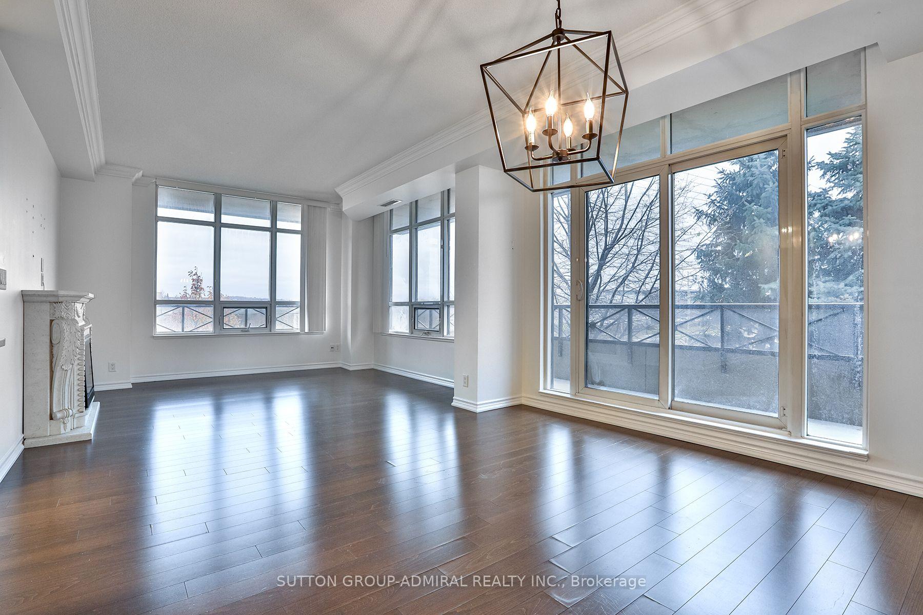 Photo 5 of Unit 212, 9235 Jane Street, Vaughan, Maple — HOMEH