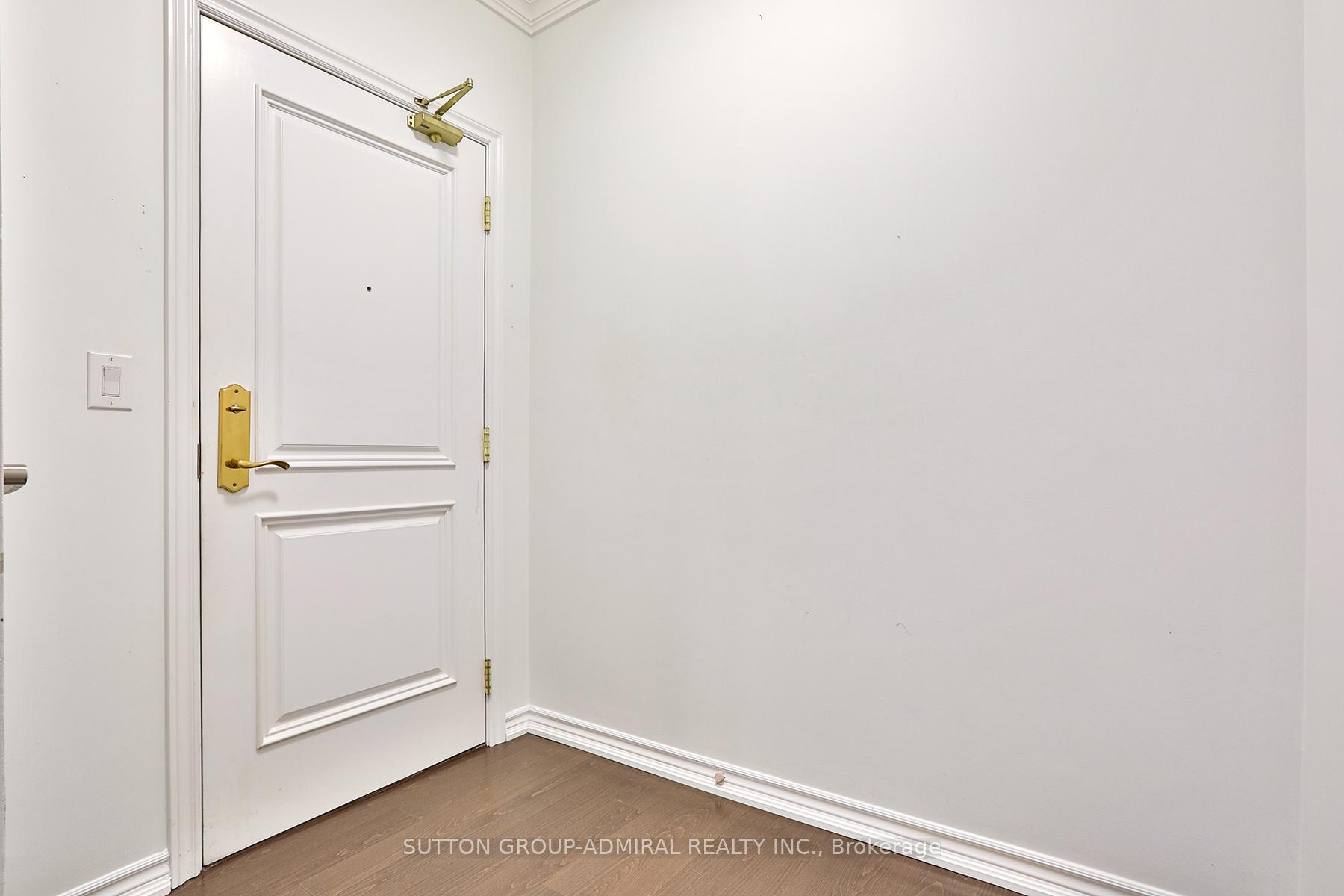Photo 23 of Unit 212, 9235 Jane Street, Vaughan, Maple — HOMEH