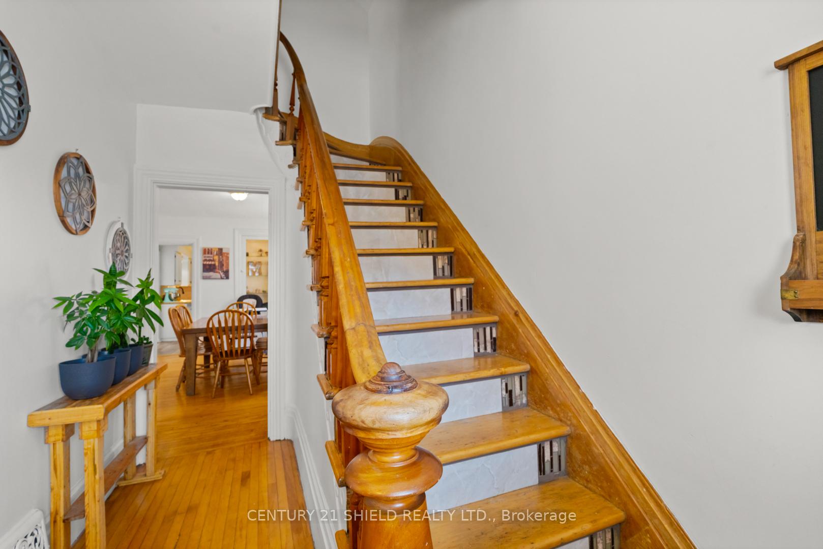 Photo 16 of 415 Water Street E, Cornwall — HOMEH