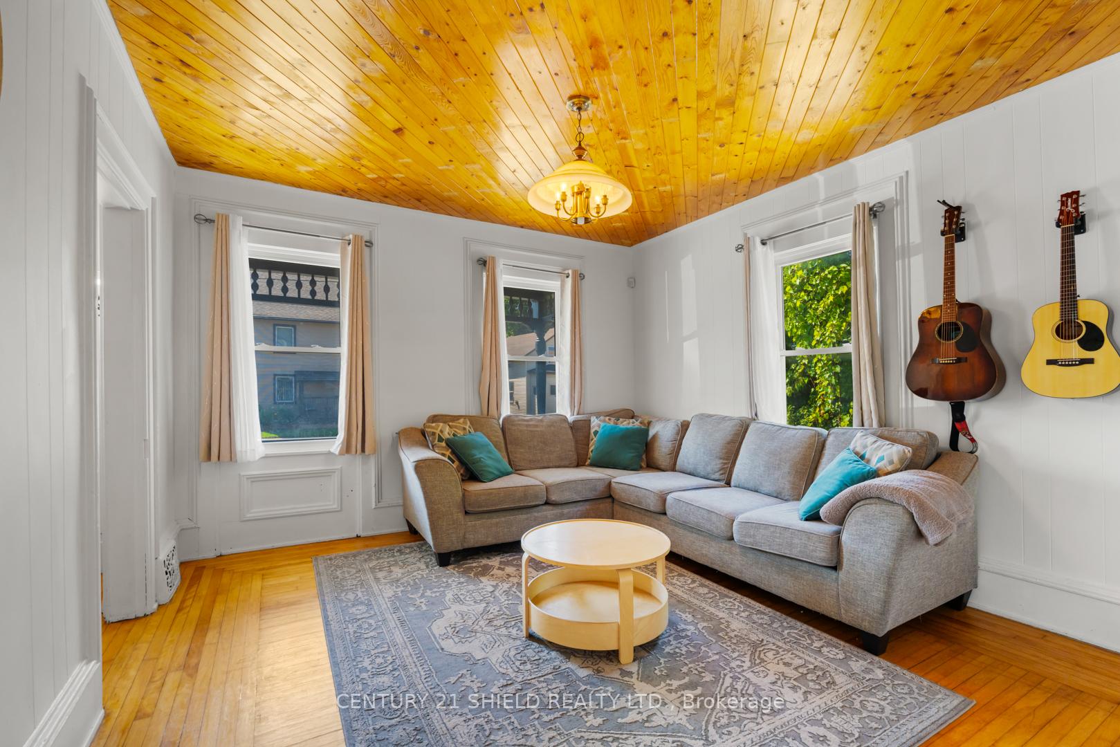 Photo 17 of 415 Water Street E, Cornwall — HOMEH
