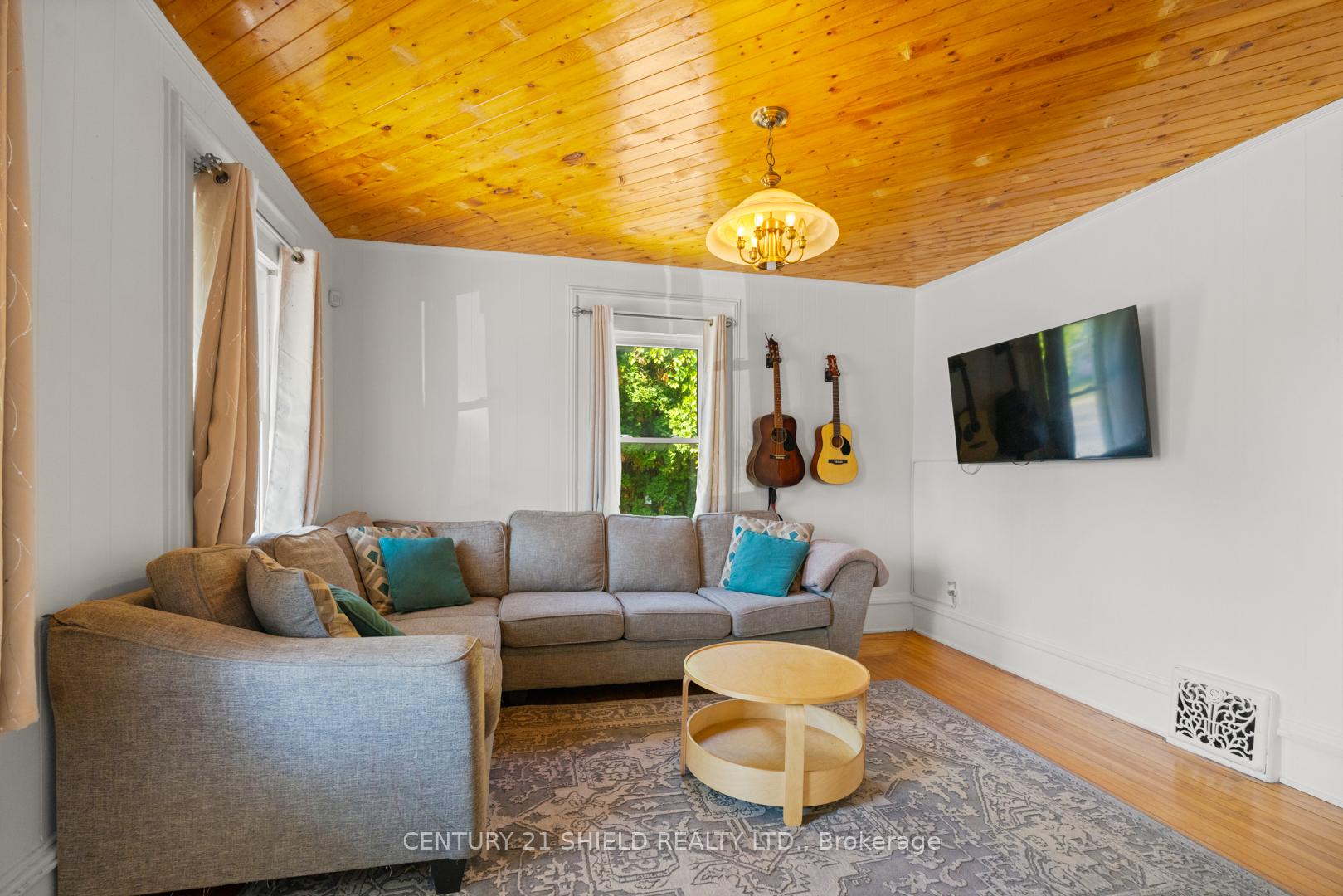 Photo 18 of 415 Water Street E, Cornwall — HOMEH