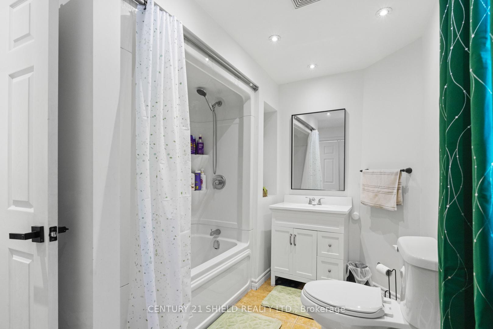 Photo 24 of 415 Water Street E, Cornwall — HOMEH