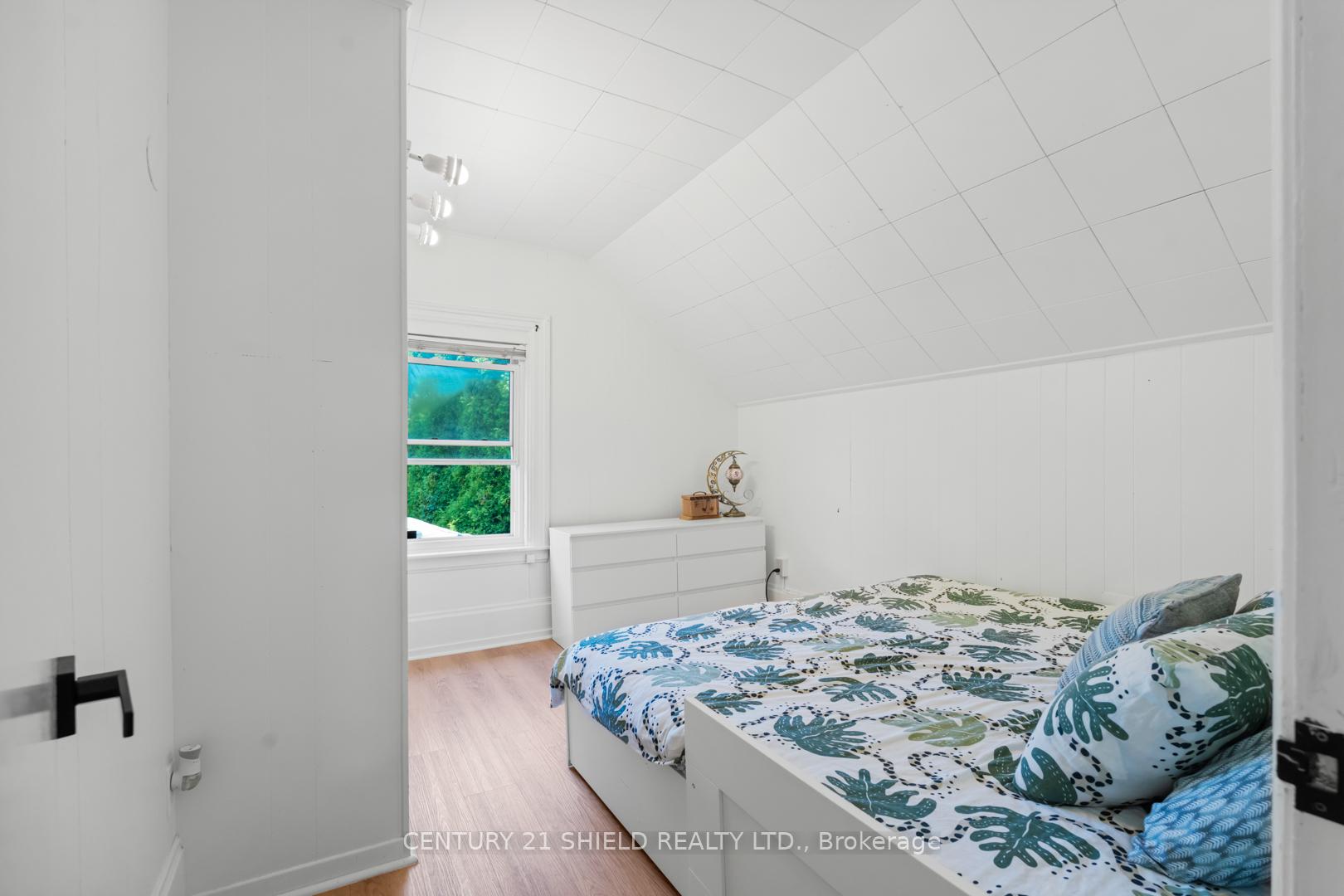 Photo 26 of 415 Water Street E, Cornwall — HOMEH