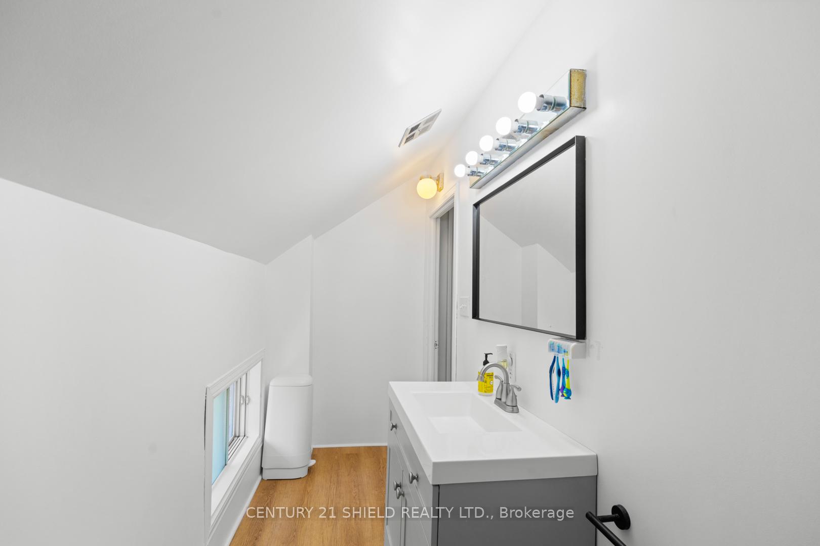 Photo 35 of 415 Water Street E, Cornwall — HOMEH
