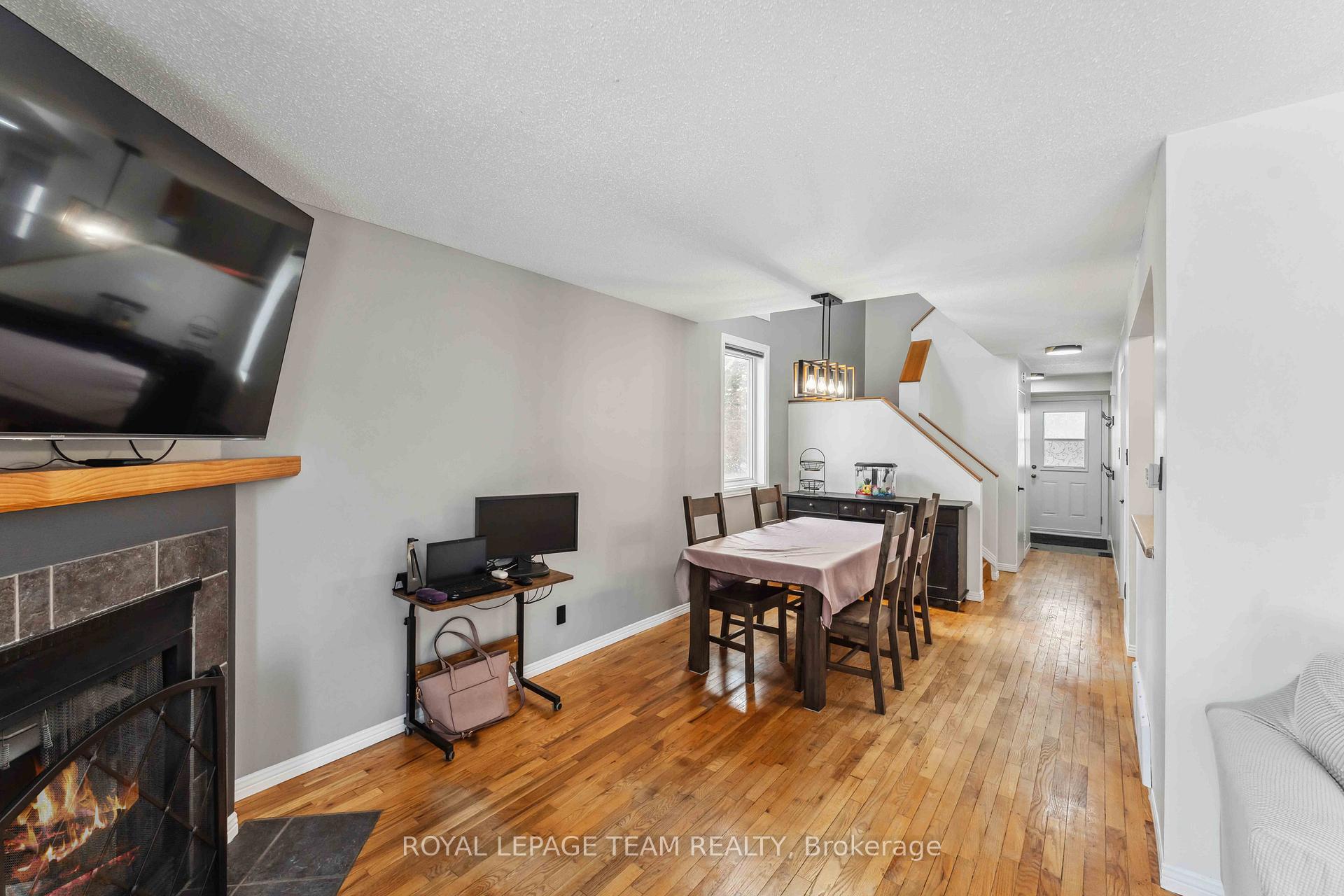 Photo 31 of 500 Valade Crescent, Ottawa, Fallingbrook/Pineridge — HOMEH
