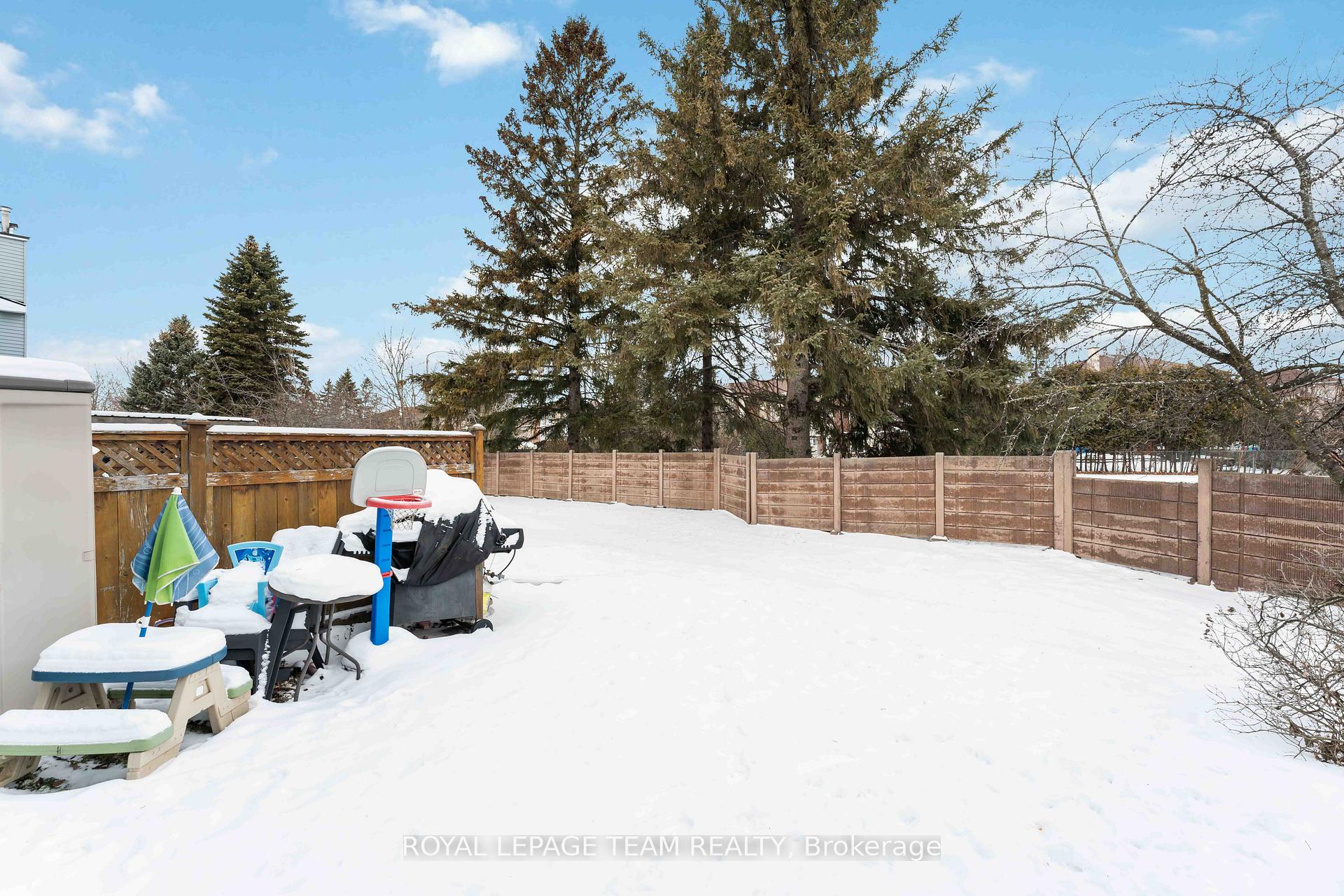 Photo 56 of 500 Valade Crescent, Ottawa, Fallingbrook/Pineridge — HOMEH