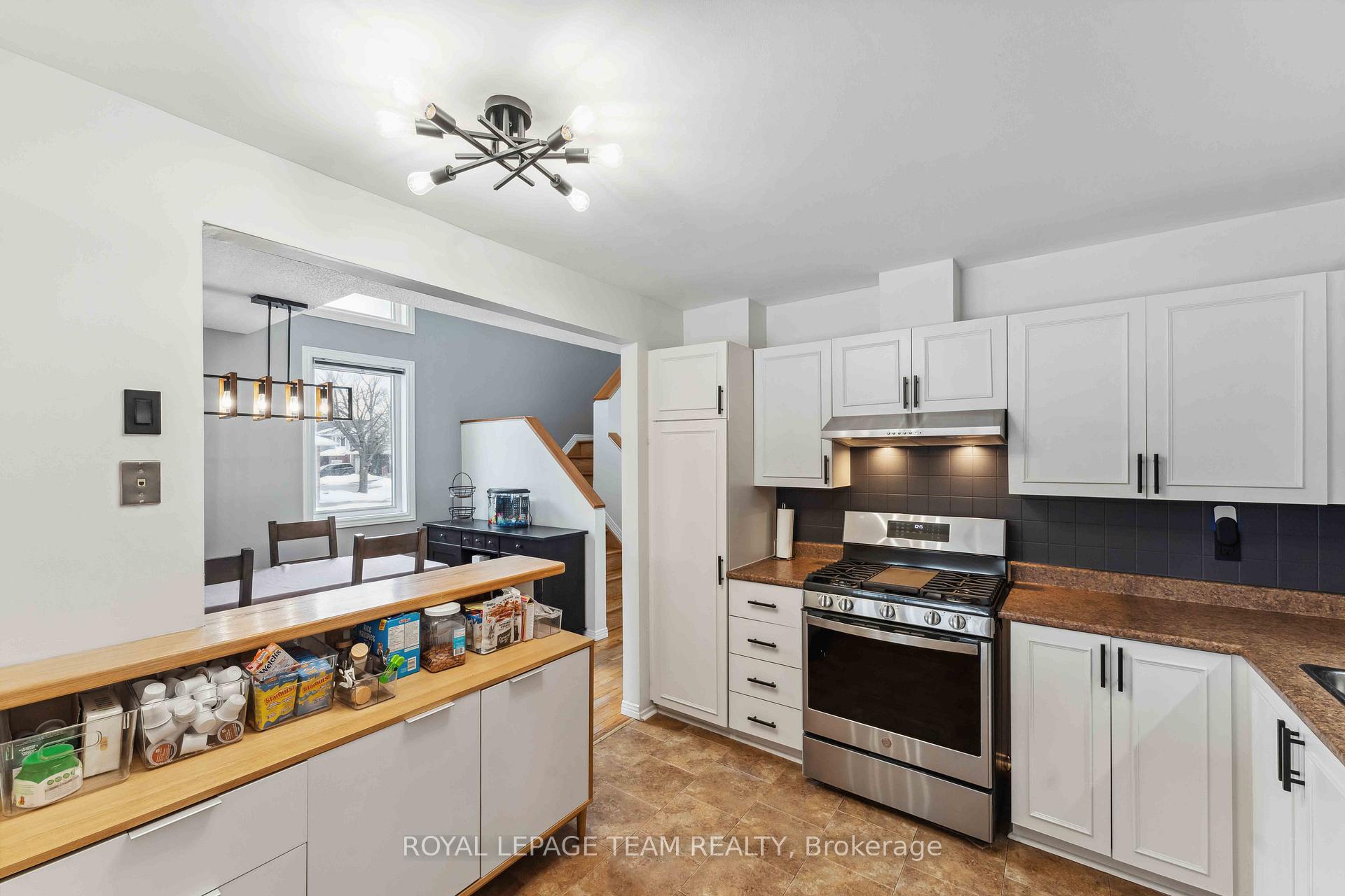 Photo 15 of 500 Valade Crescent, Ottawa, Fallingbrook/Pineridge — HOMEH