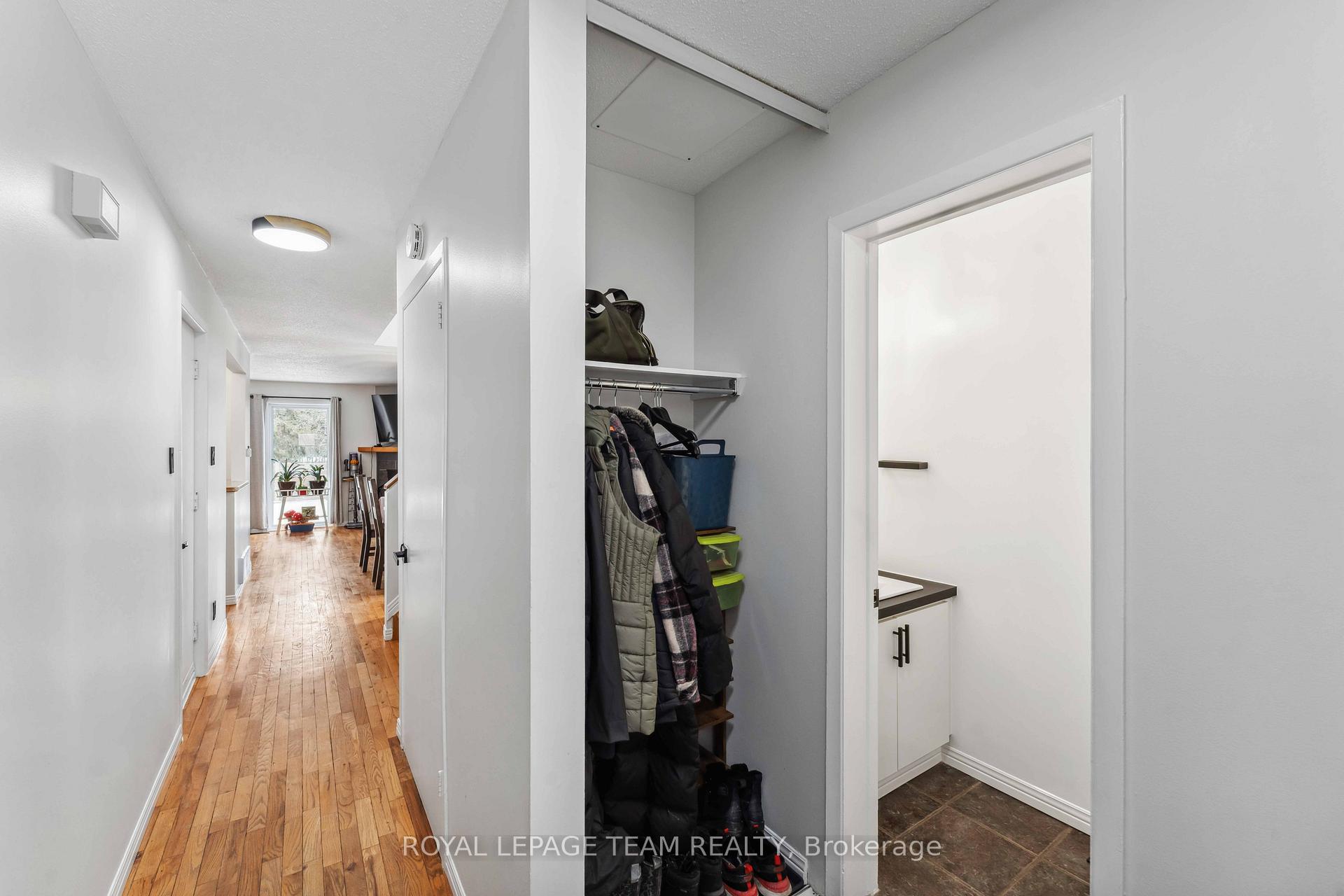 Photo 18 of 500 Valade Crescent, Ottawa, Fallingbrook/Pineridge — HOMEH