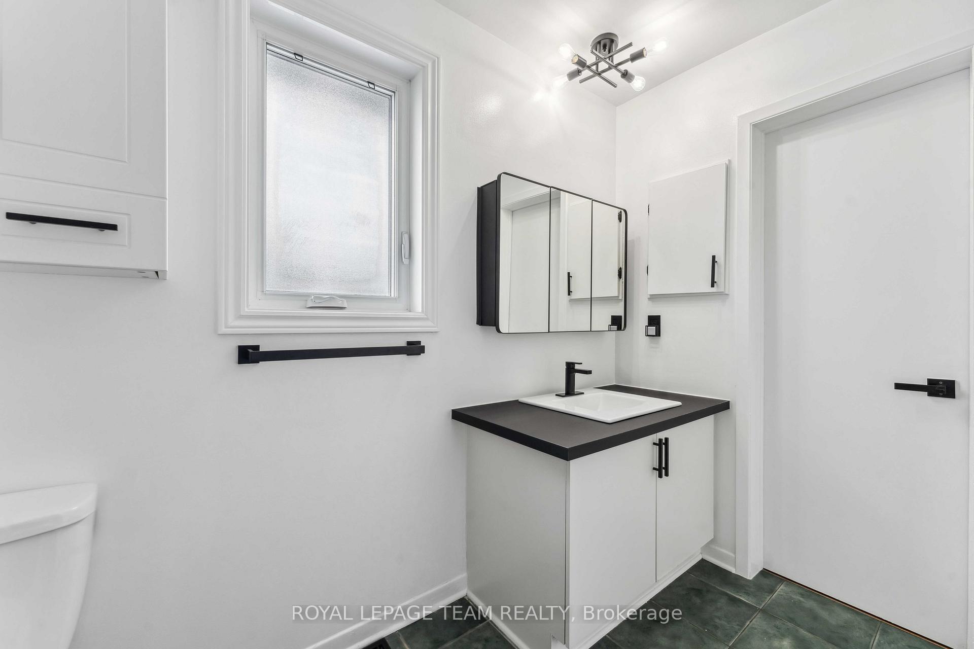 Photo 59 of 500 Valade Crescent, Ottawa, Fallingbrook/Pineridge — HOMEH