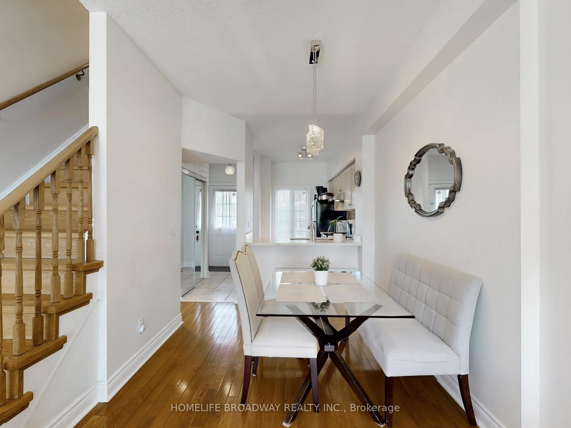 Photo 11 of Unit 3A, 8 St Moritz Way, Markham, Unionville — HOMEH