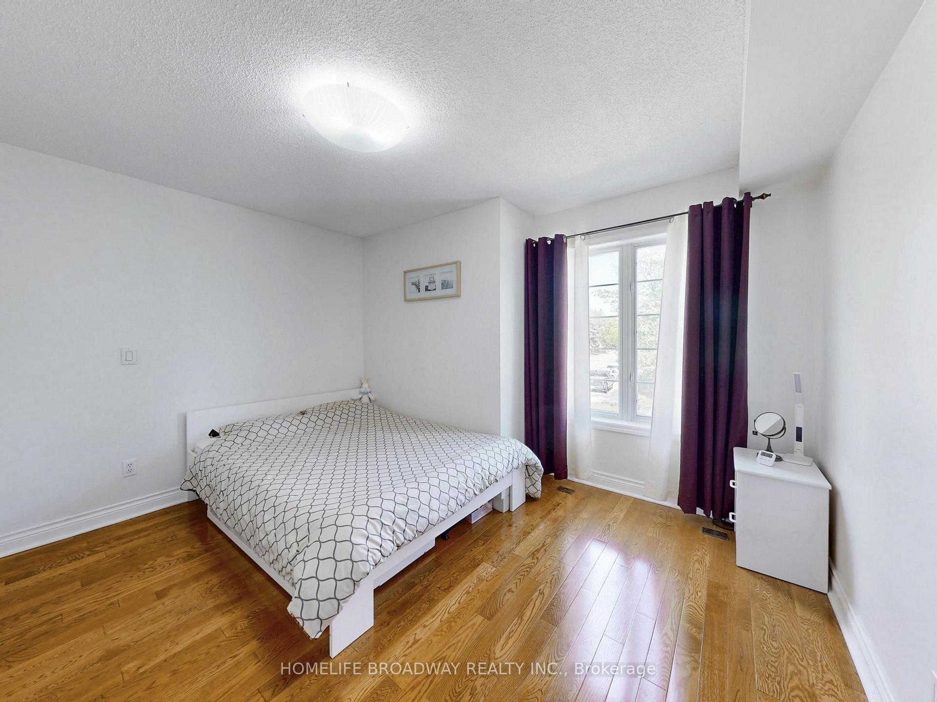 Photo 15 of Unit 3A, 8 St Moritz Way, Markham, Unionville — HOMEH